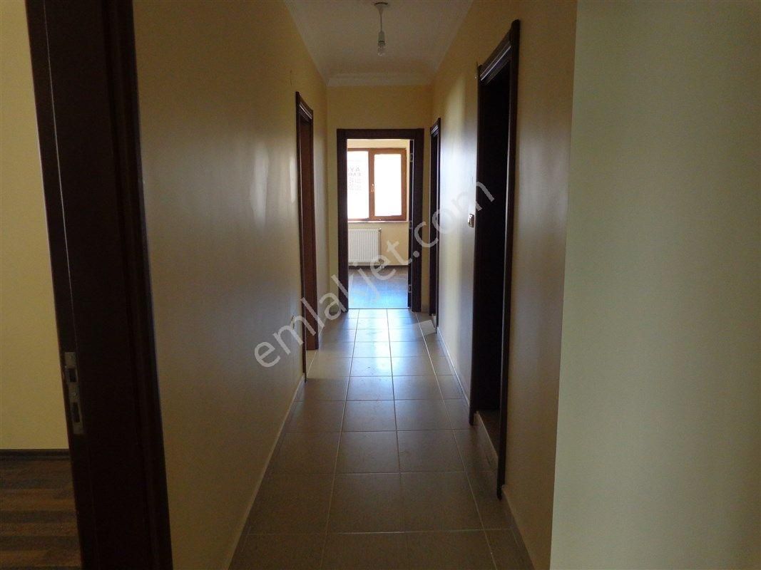 Bursa Nilüfer Beşevler Konak Mah. Kiralık 150 M2 Lüx 3+1 Daire 35.000 Tl - Görsel 13