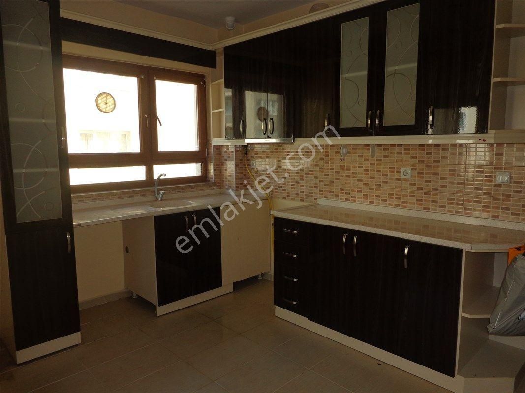 Bursa Nilüfer Beşevler Konak Mah. Kiralık 150 M2 Lüx 3+1 Daire 35.000 Tl - Görsel 16