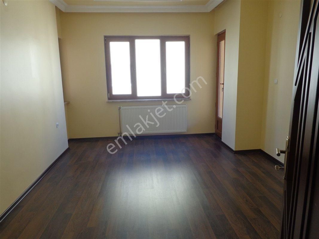 Bursa Nilüfer Beşevler Konak Mah. Kiralık 150 M2 Lüx 3+1 Daire 35.000 Tl - Görsel 3