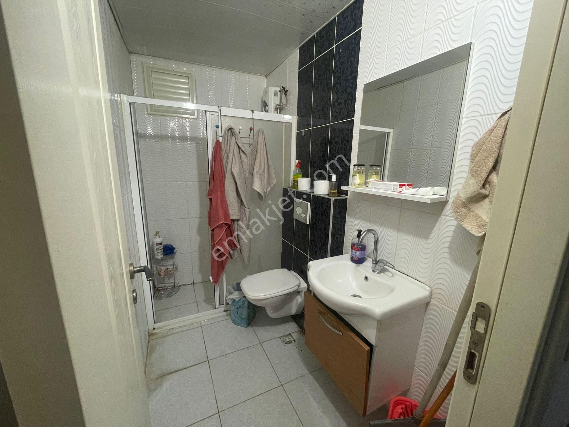 Parla'dan Yenişehir Çiftlikköy Mahallesinde Satılık 1+1 Daire - Görsel 8