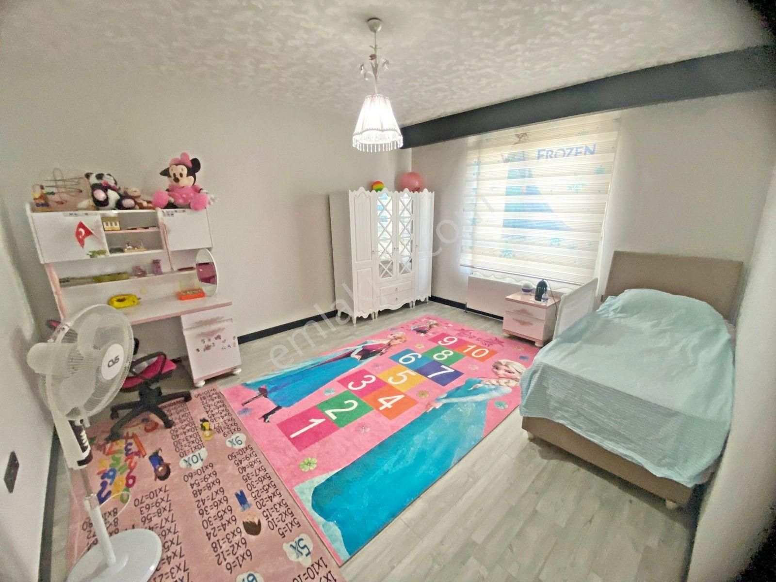 Etlik Şehir Hastanesine 4km Mesafede Manzaralı Lüx 28.kat Dublex 7+1 - Görsel 13