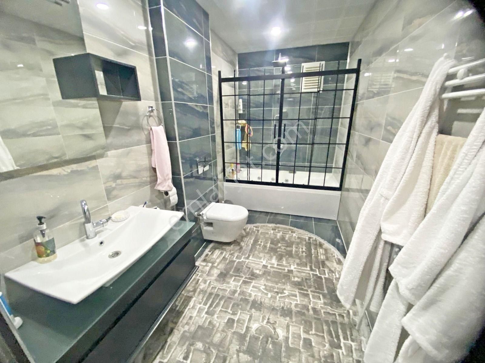 Etlik Şehir Hastanesine 4km Mesafede Manzaralı Lüx 28.kat Dublex 7+1 - Görsel 30