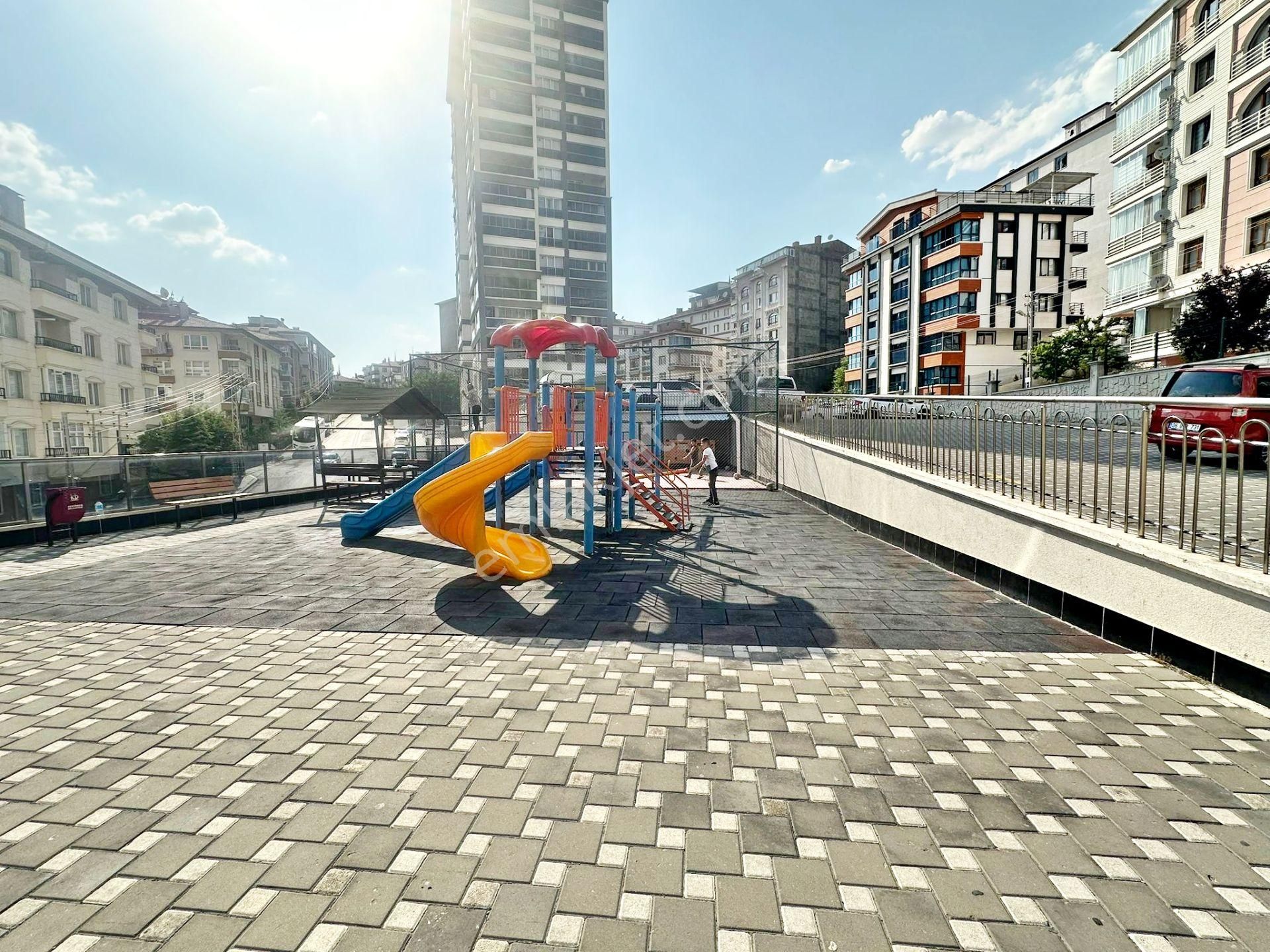 Estergon Konutlarında Site İçerisinde Satılık Lüx 4+1 Daire - Görsel 35