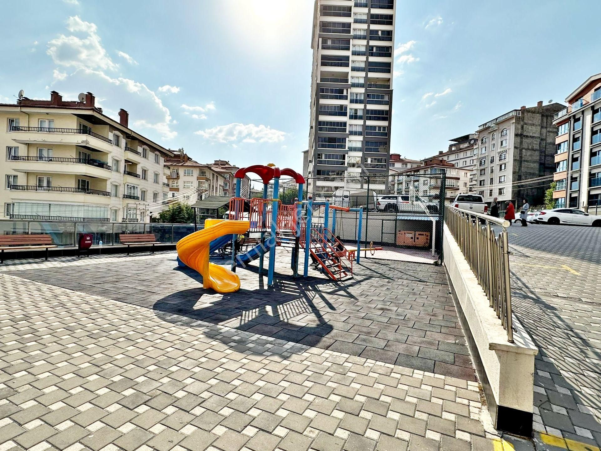 Estergon Konutlarında Site İçerisinde Satılık Lüx 4+1 Daire - Görsel 7