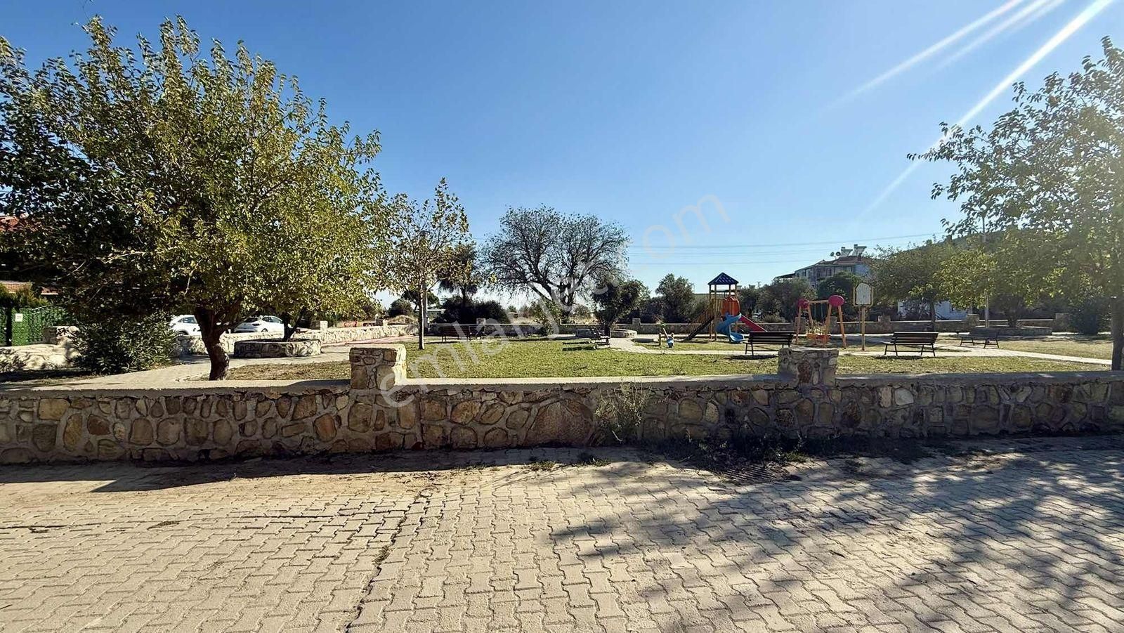 Foça Yenibağarası Müstakil Girişli Bahçeli Dubleks 2+1 - Görsel 5