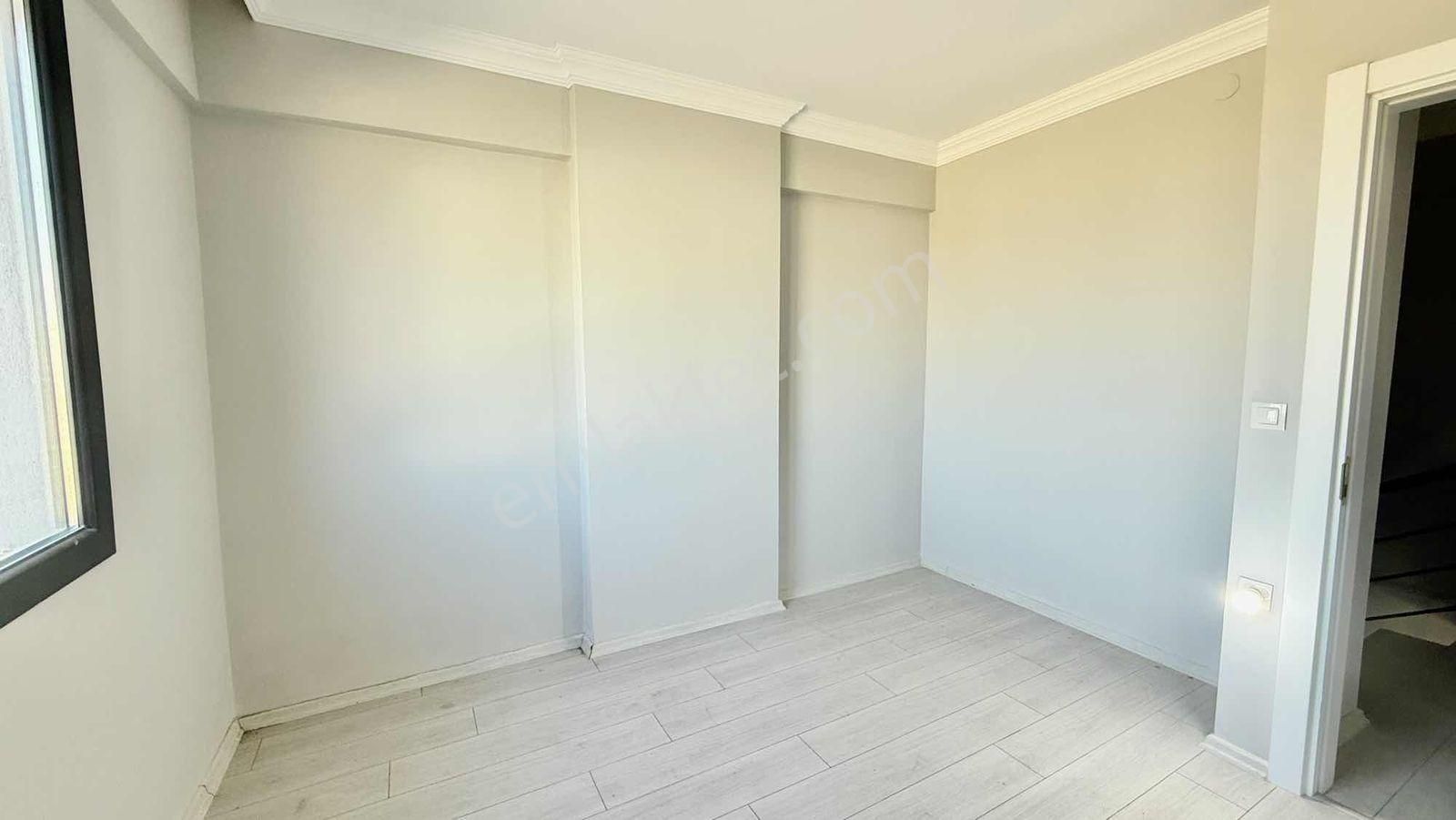 Foça Yenibağarası Müstakil Girişli Bahçeli Dubleks 2+1 - Görsel 14