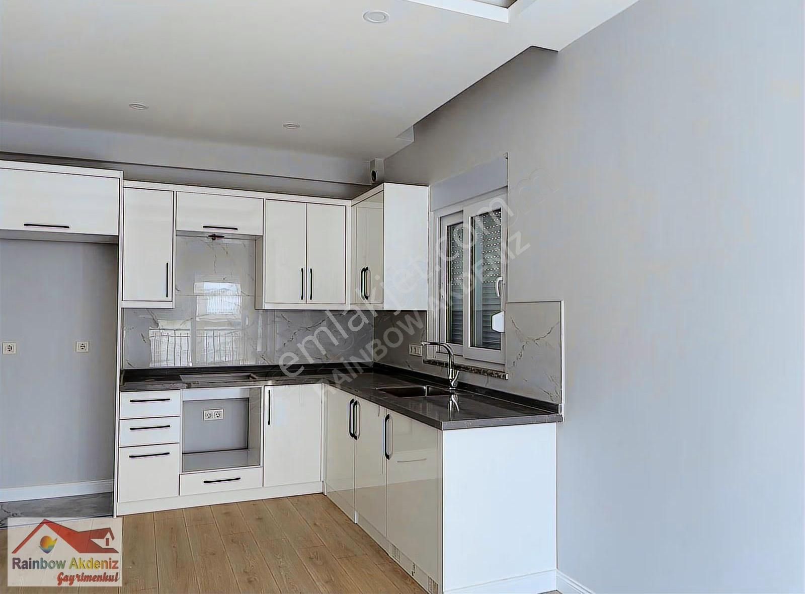 Ilıca Da Merkezi Konumda Asansörlü Odunluklu 2+1 Satılık Daire.. - Görsel 7