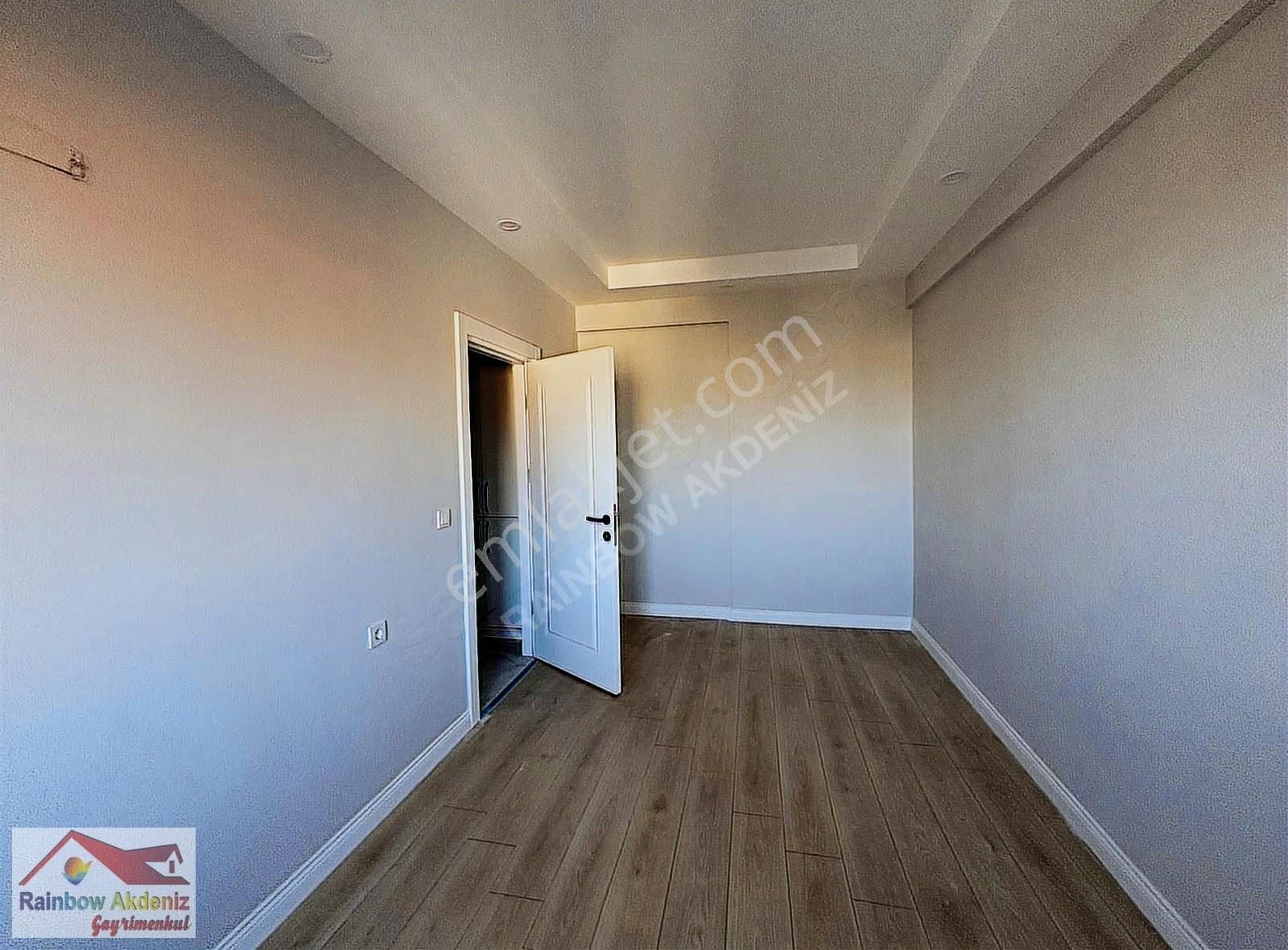 Ilıca Da Merkezi Konumda Asansörlü Odunluklu 4+1 Satılık Dublex. - Görsel 13