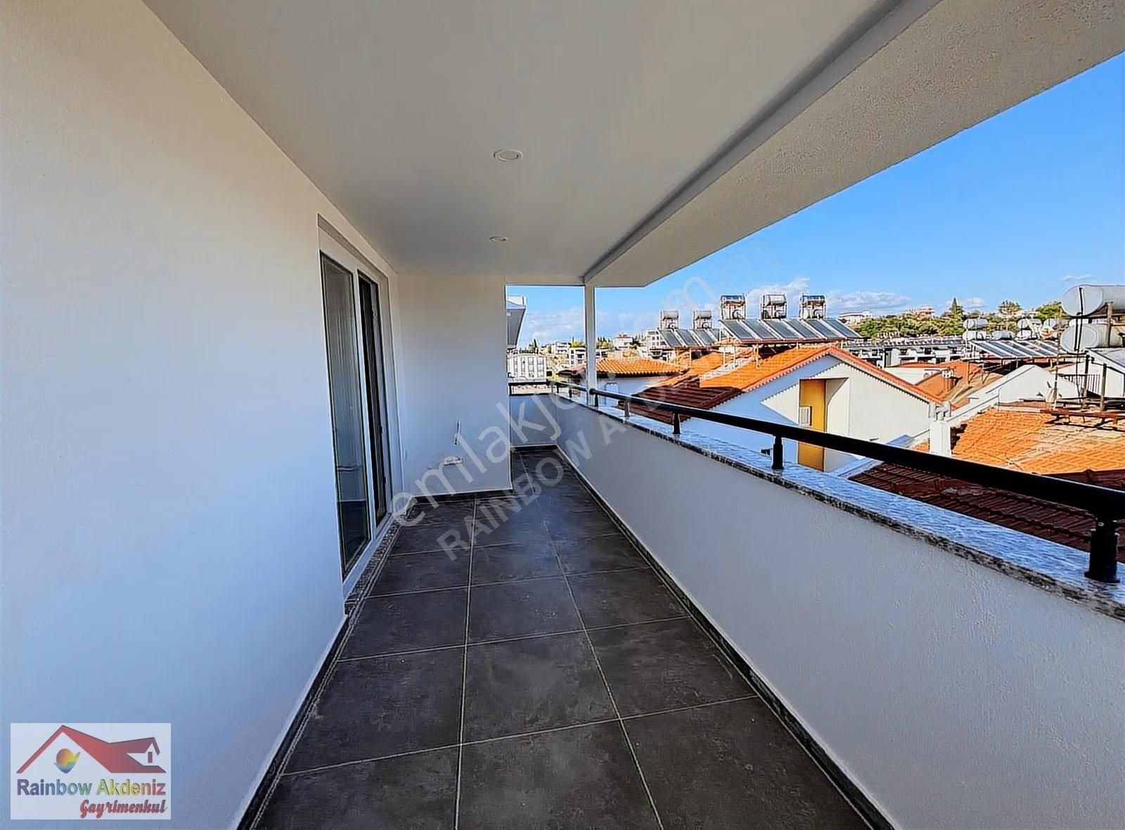 Ilıca Da Merkezi Konumda Asansörlü Odunluklu 4+1 Satılık Dublex. - Görsel 6