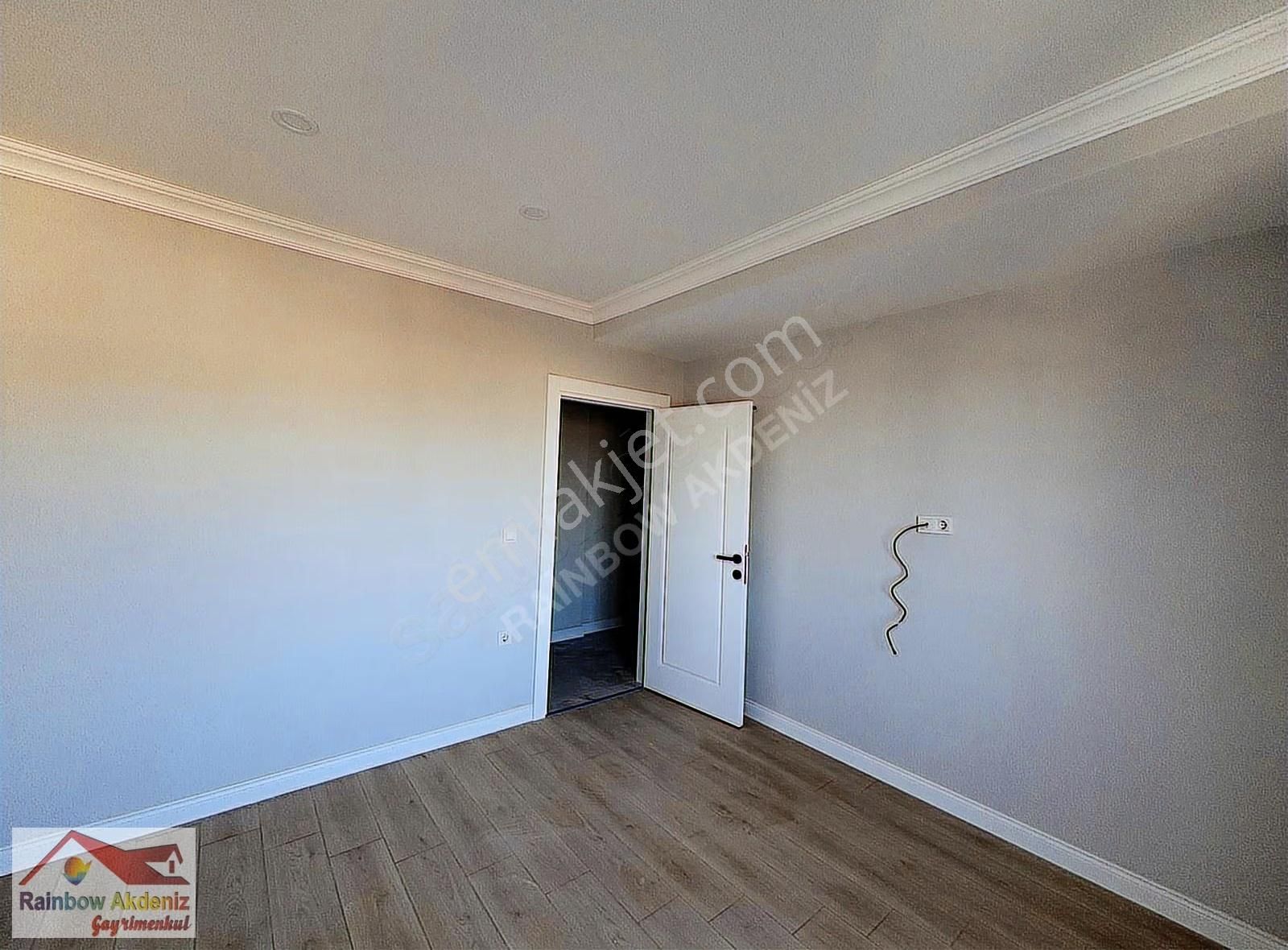 Ilıca Da Merkezi Konumda Asansörlü Odunluklu 4+1 Satılık Dublex. - Görsel 7