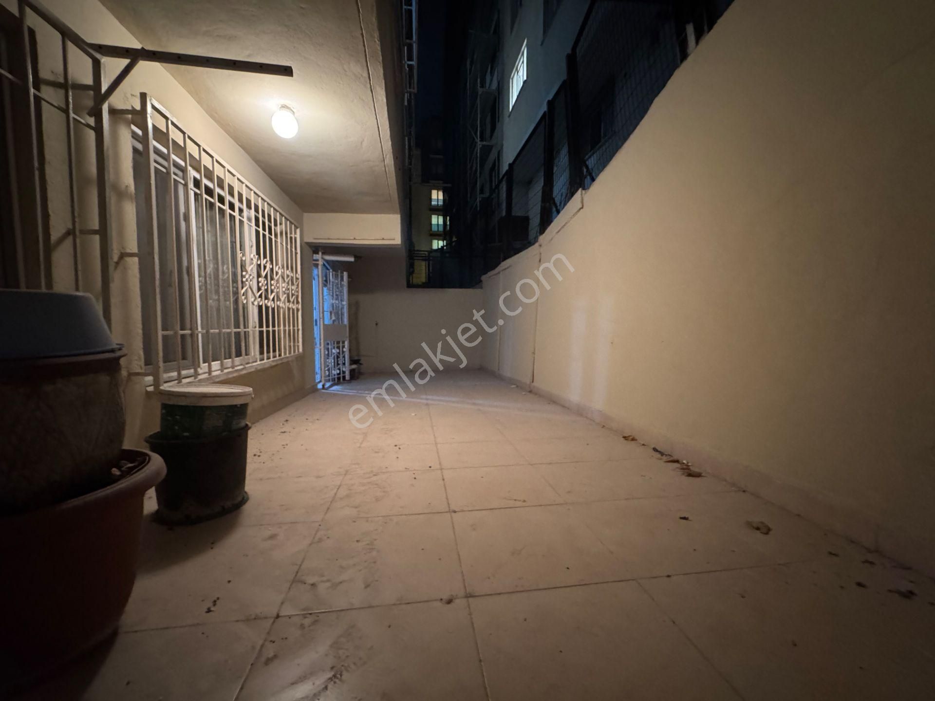 Next House'dan, Şirinevler'de, 140m2 Bahçe Katı Daire - Görsel 3