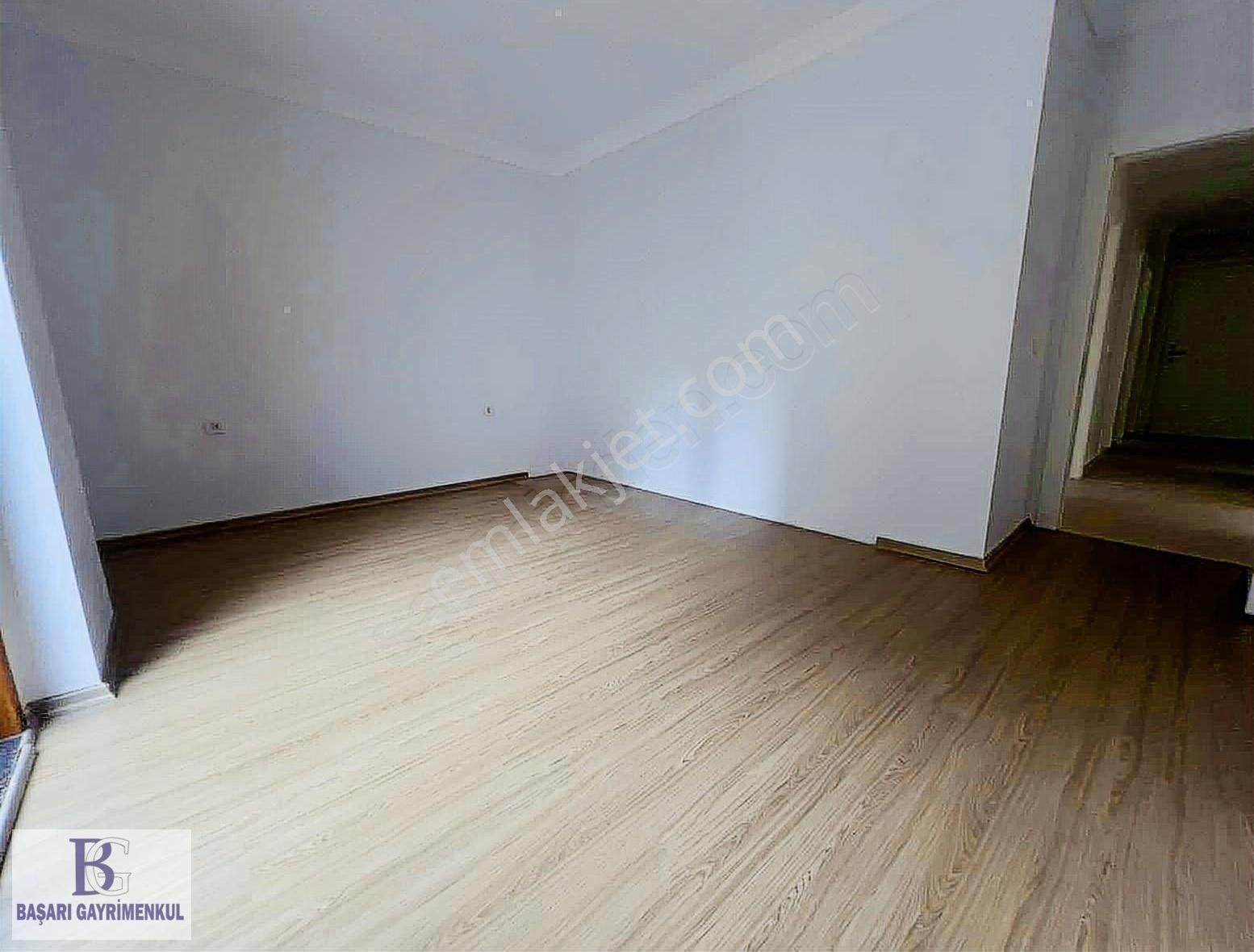 Başarı'dan Suadiye'de Bağdat'a Yakın 140m2 Balkonlu 3+1 - Görsel 16