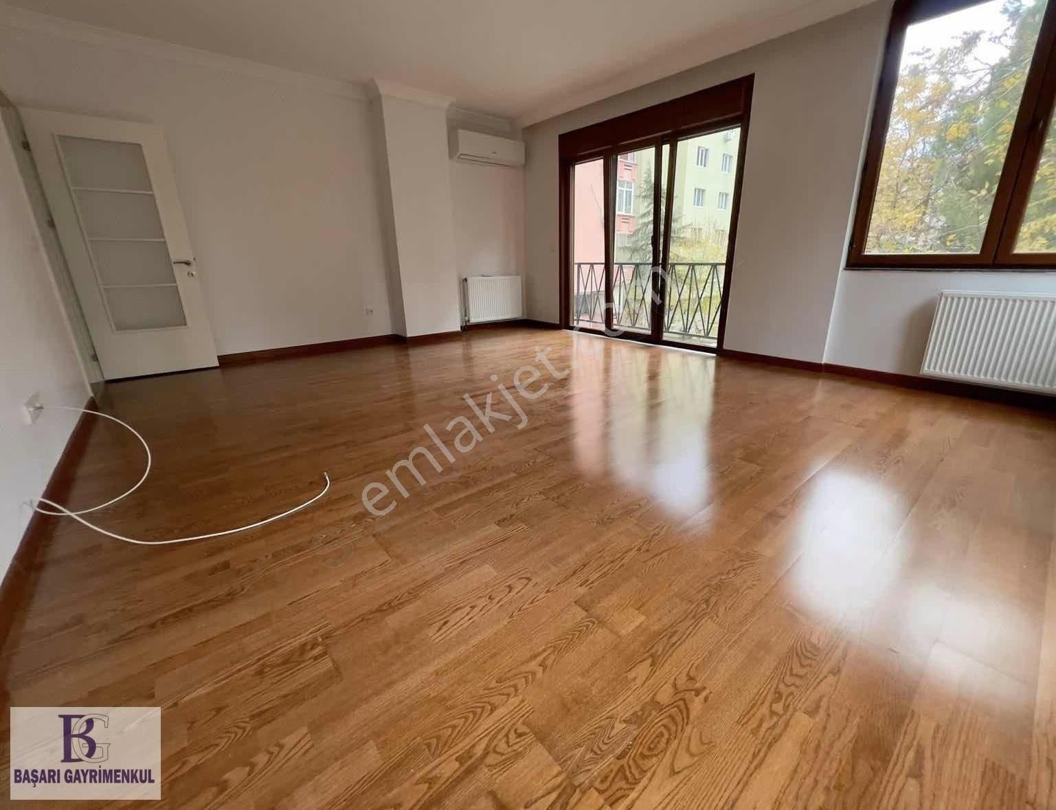 Başarı'dan Suadiye'de Bağdat'a Yakın 140m2 Balkonlu 3+1 - Görsel 10