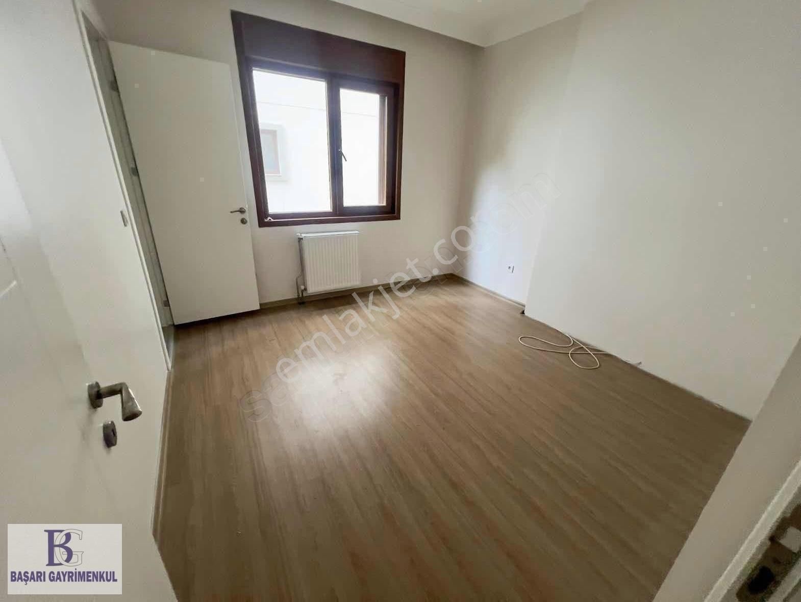 Başarı'dan Suadiye'de Bağdat'a Yakın 140m2 Balkonlu 3+1 - Görsel 24