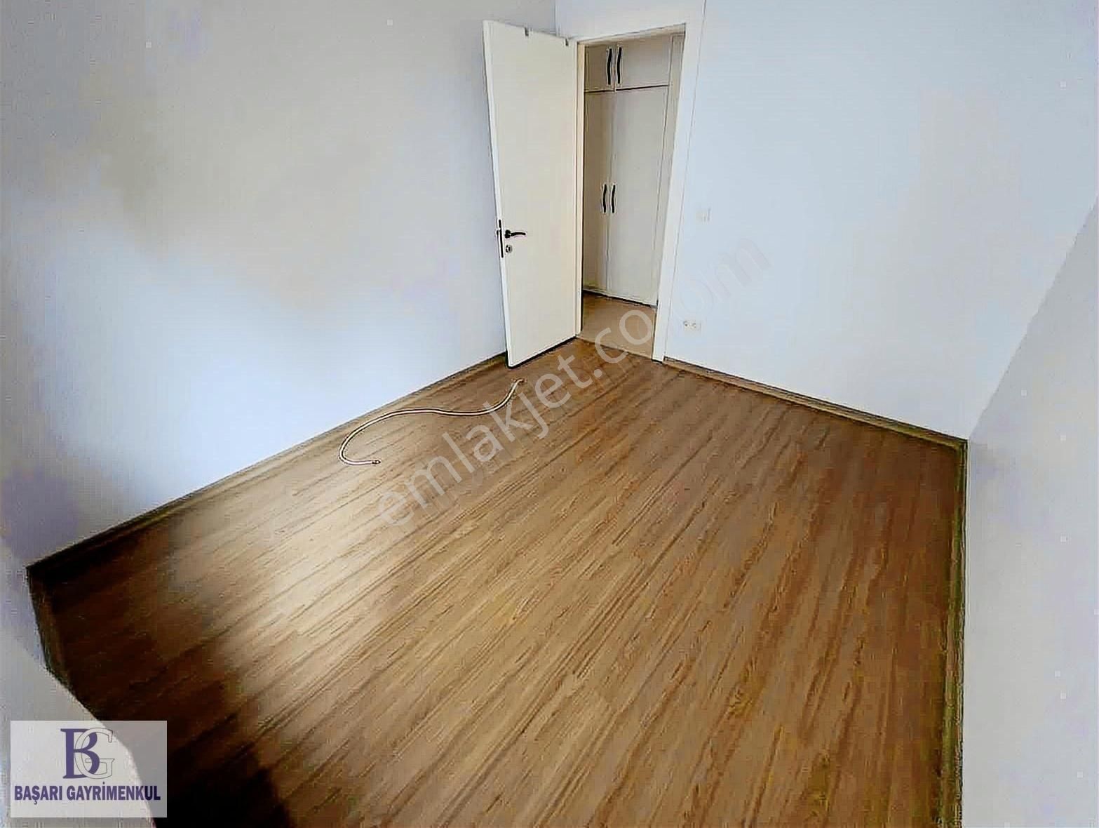 Başarı'dan Suadiye'de Bağdat'a Yakın 140m2 Balkonlu 3+1 - Görsel 19