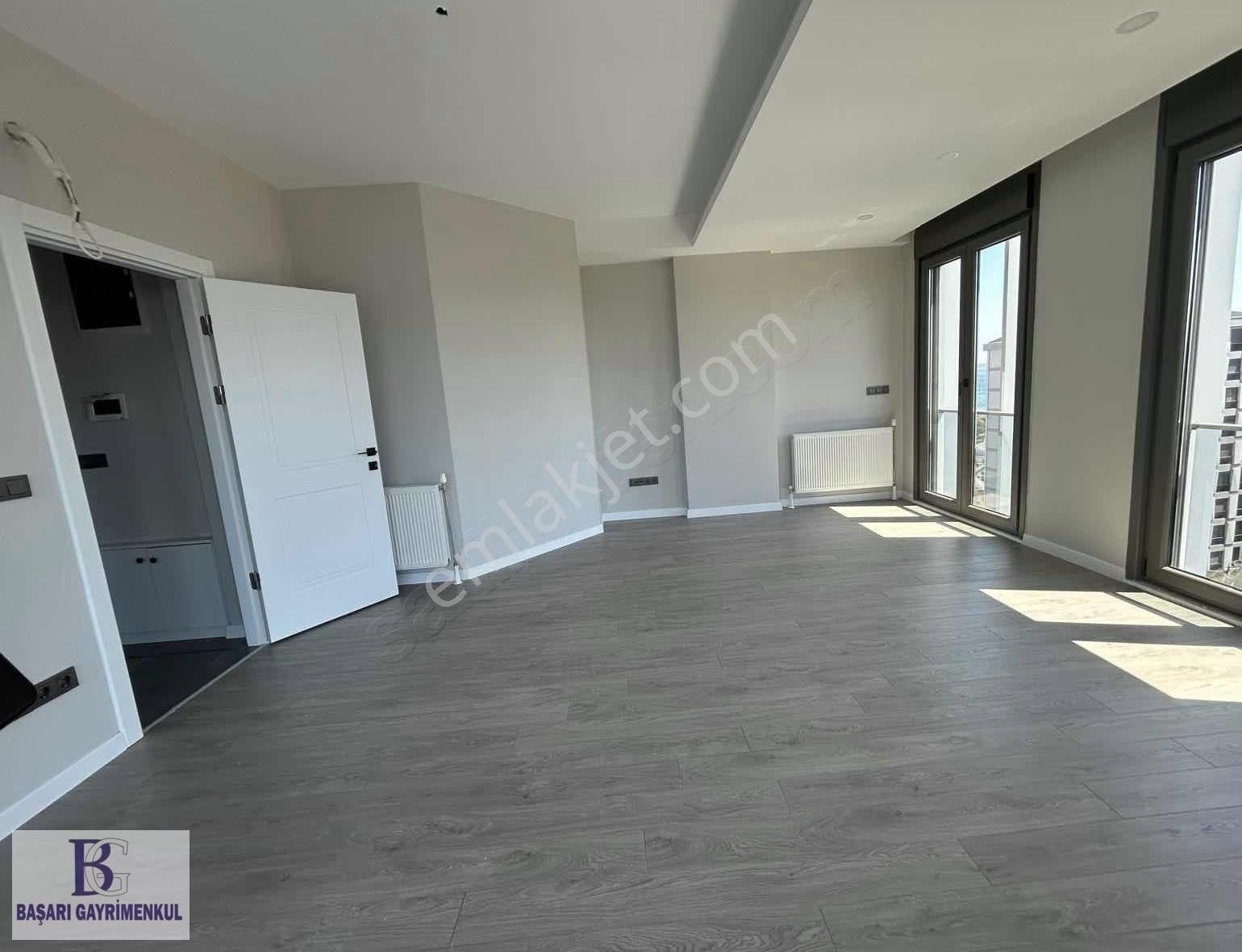 Başarı'dan Panoramik Deniz Manzaralı Bağdata Çok Yakın Sıfır 3+1 - Görsel 19