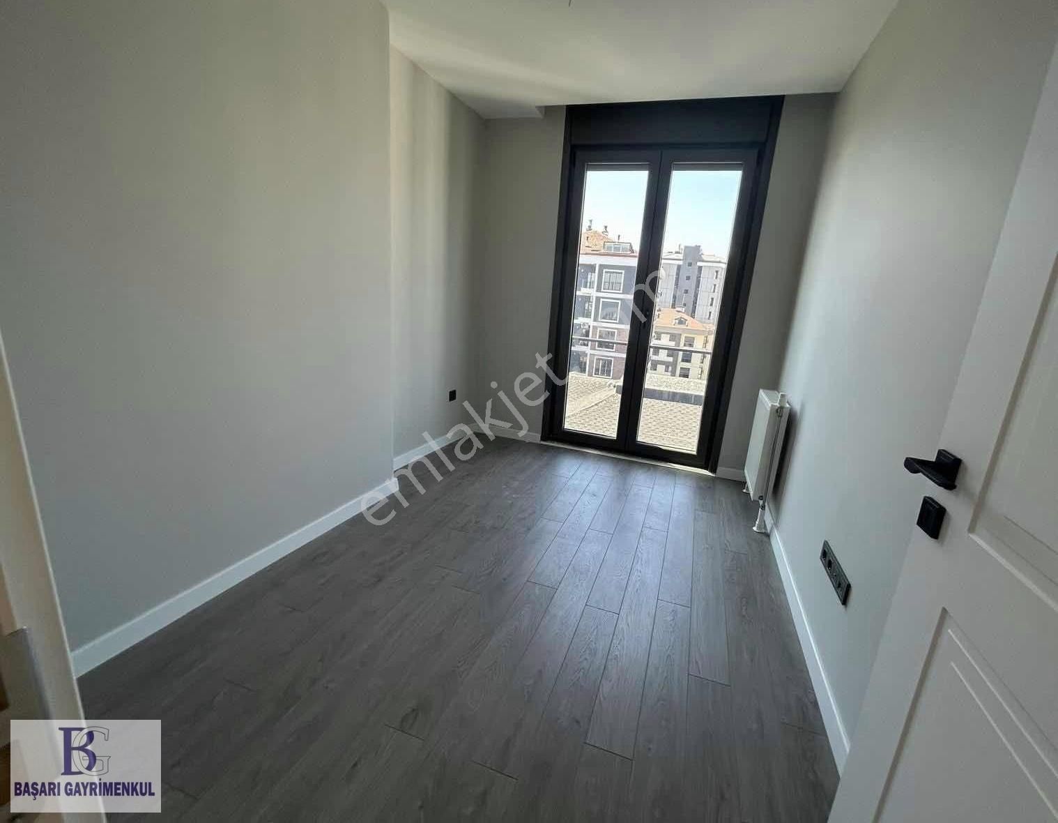 Başarı'dan Panoramik Deniz Manzaralı Bağdata Çok Yakın Sıfır 3+1 - Görsel 11
