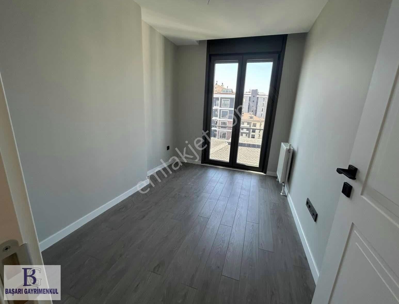 Başarı'dan Panoramik Deniz Manzaralı Bağdata Çok Yakın Sıfır 3+1 - Görsel 12