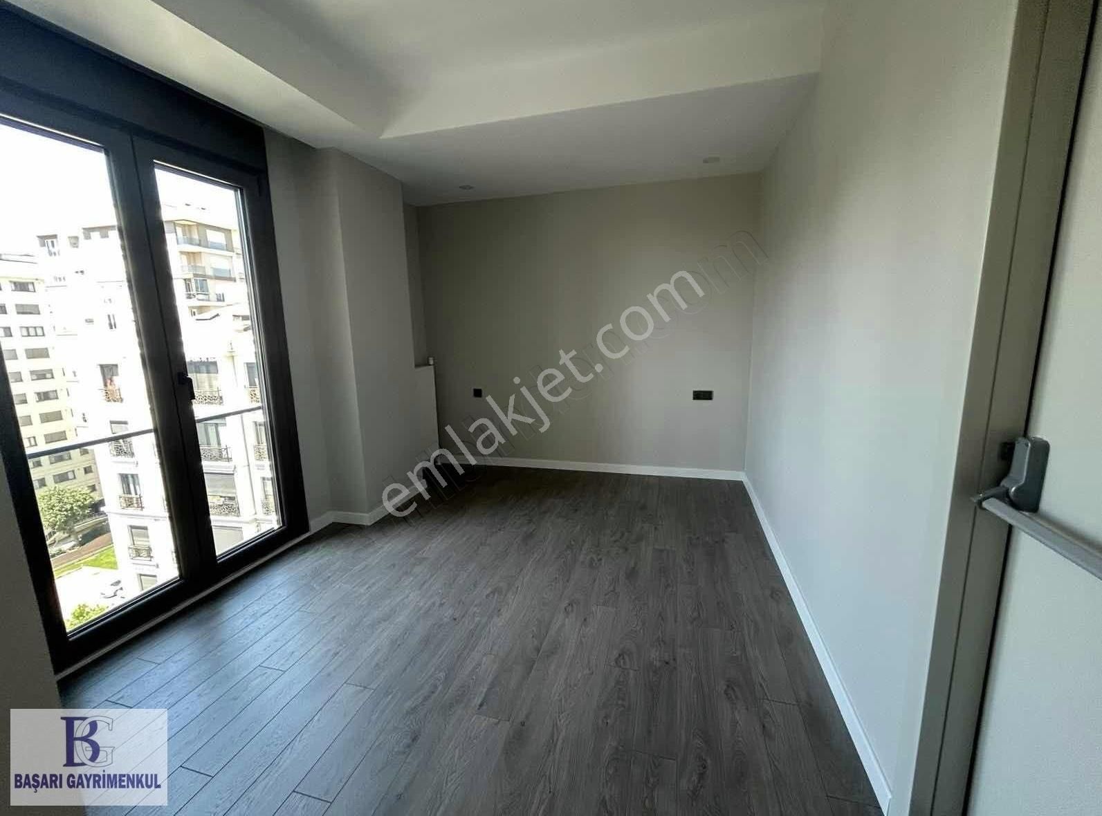 Başarı'dan Panoramik Deniz Manzaralı Bağdata Çok Yakın Sıfır 3+1 - Görsel 2