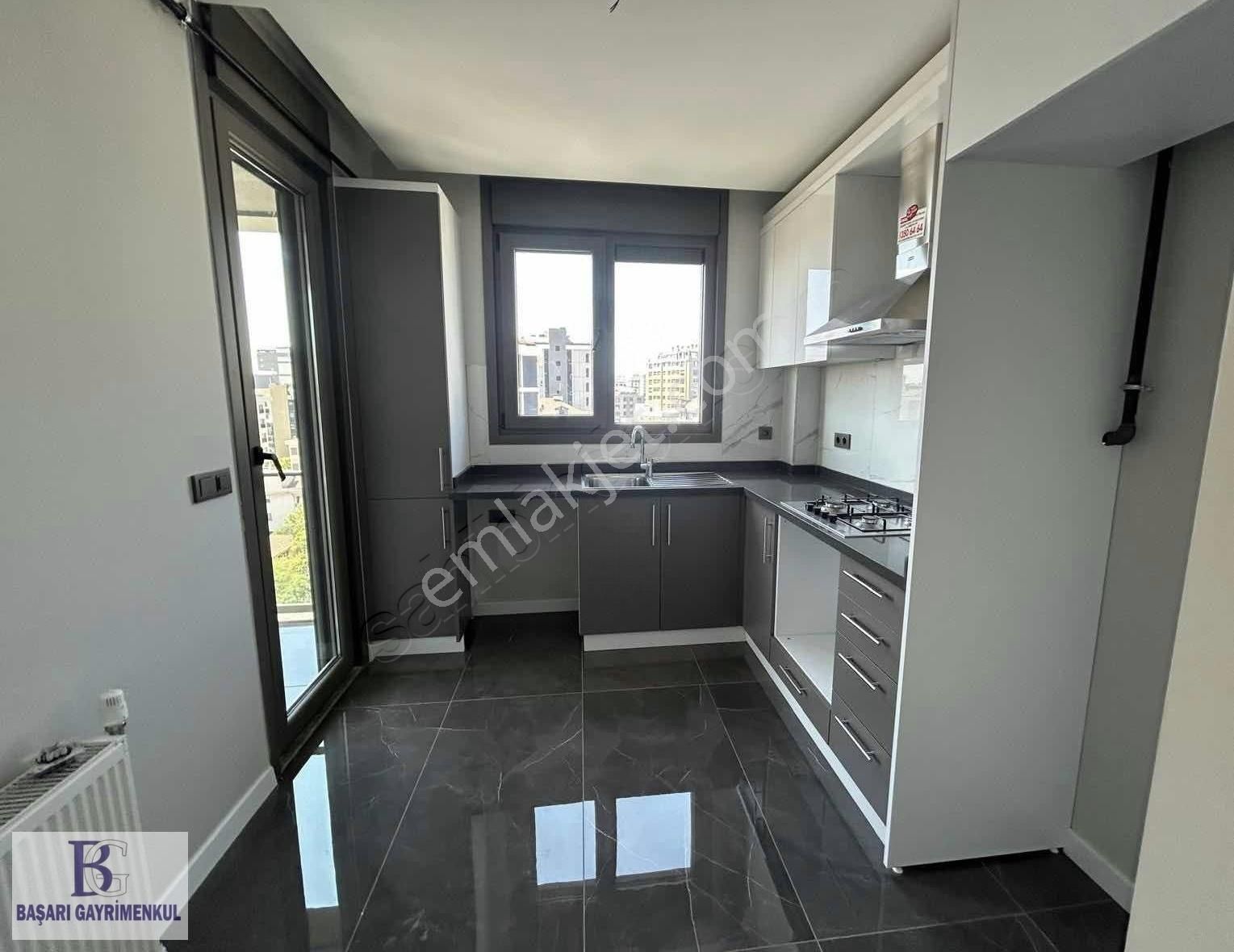 Başarı'dan Panoramik Deniz Manzaralı Bağdata Çok Yakın Sıfır 3+1 - Görsel 18