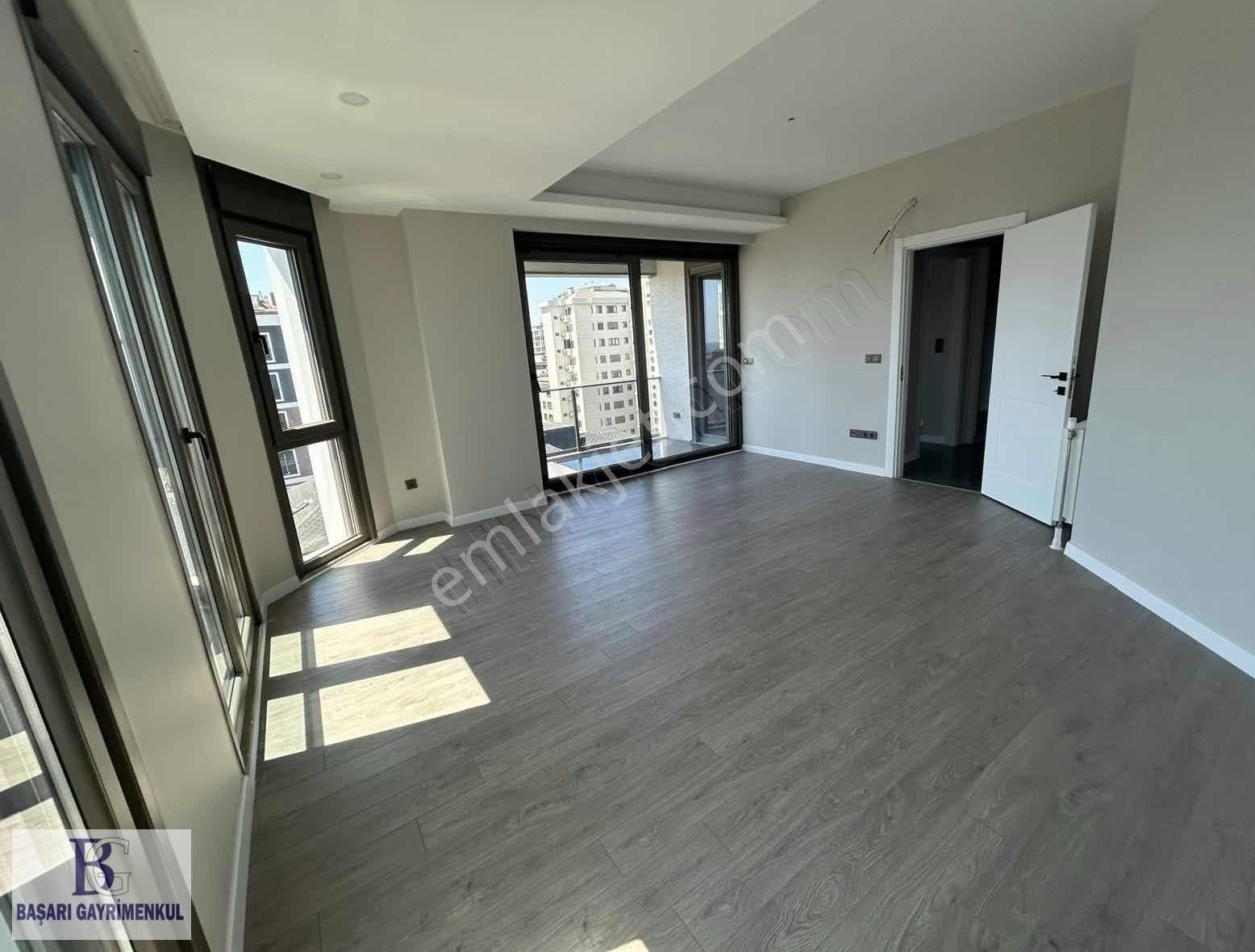 Başarı'dan Panoramik Deniz Manzaralı Bağdata Çok Yakın Sıfır 3+1 - Görsel 17