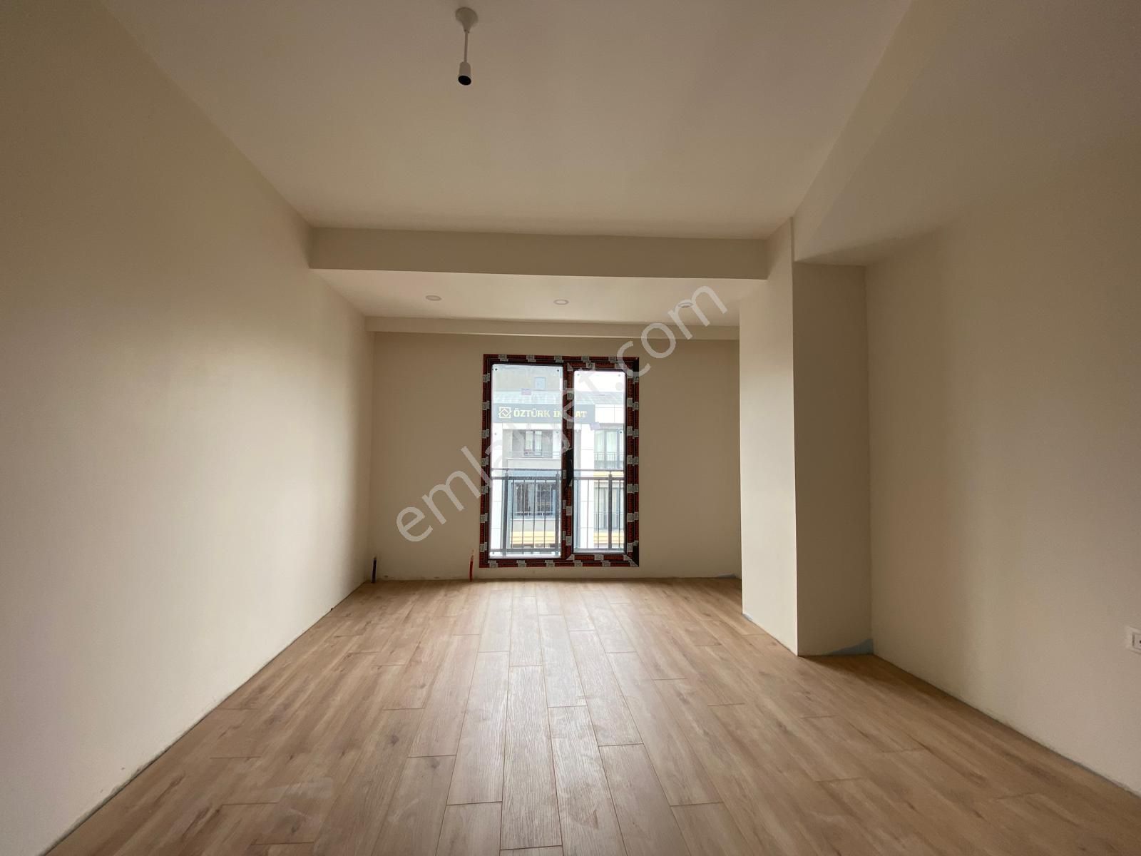 Başokurdan Şirinevler'de Kapalı Otoparklı 3+1 Asansörlü - Görsel 7