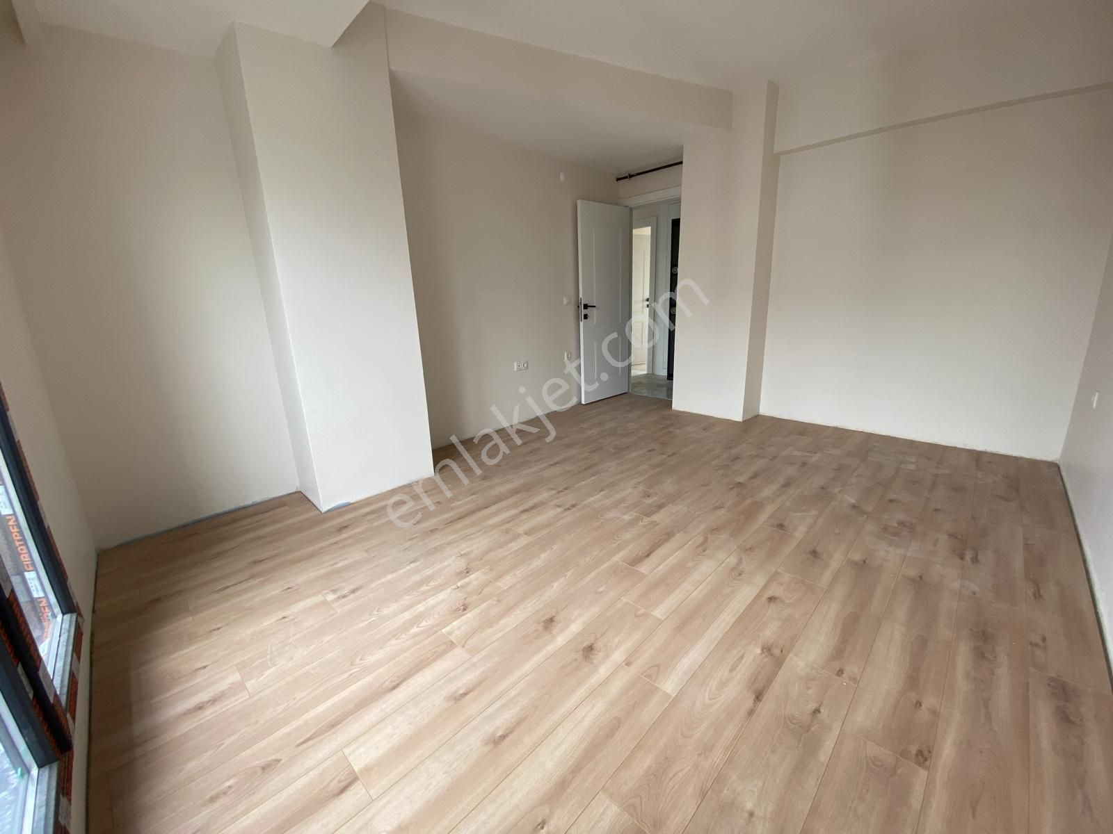 Başokurdan Şirinevler'de Kapalı Otoparklı 3+1 Asansörlü - Görsel 4