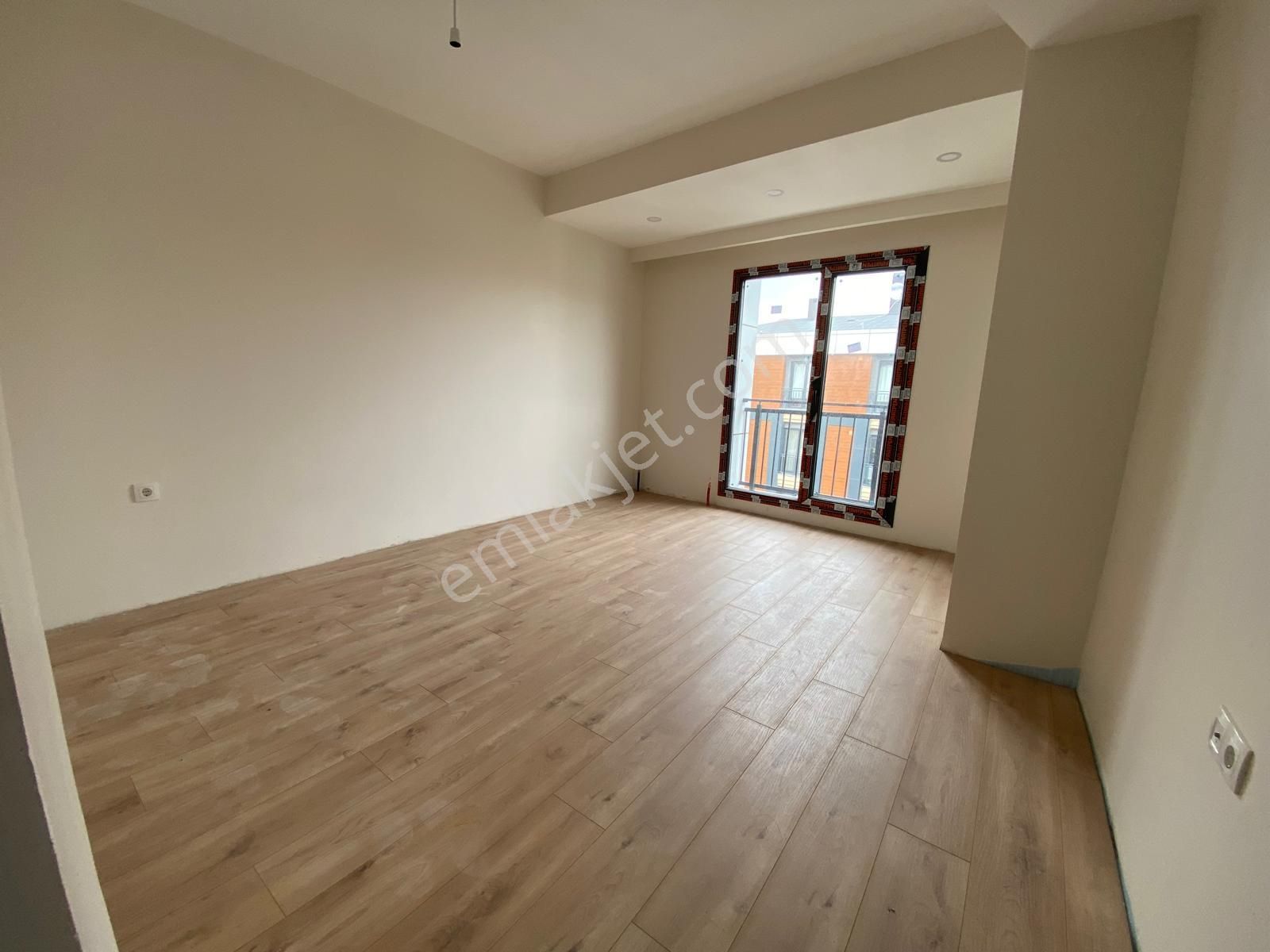 Başokurdan Şirinevler'de Kapalı Otoparklı 3+1 Asansörlü - Görsel 5