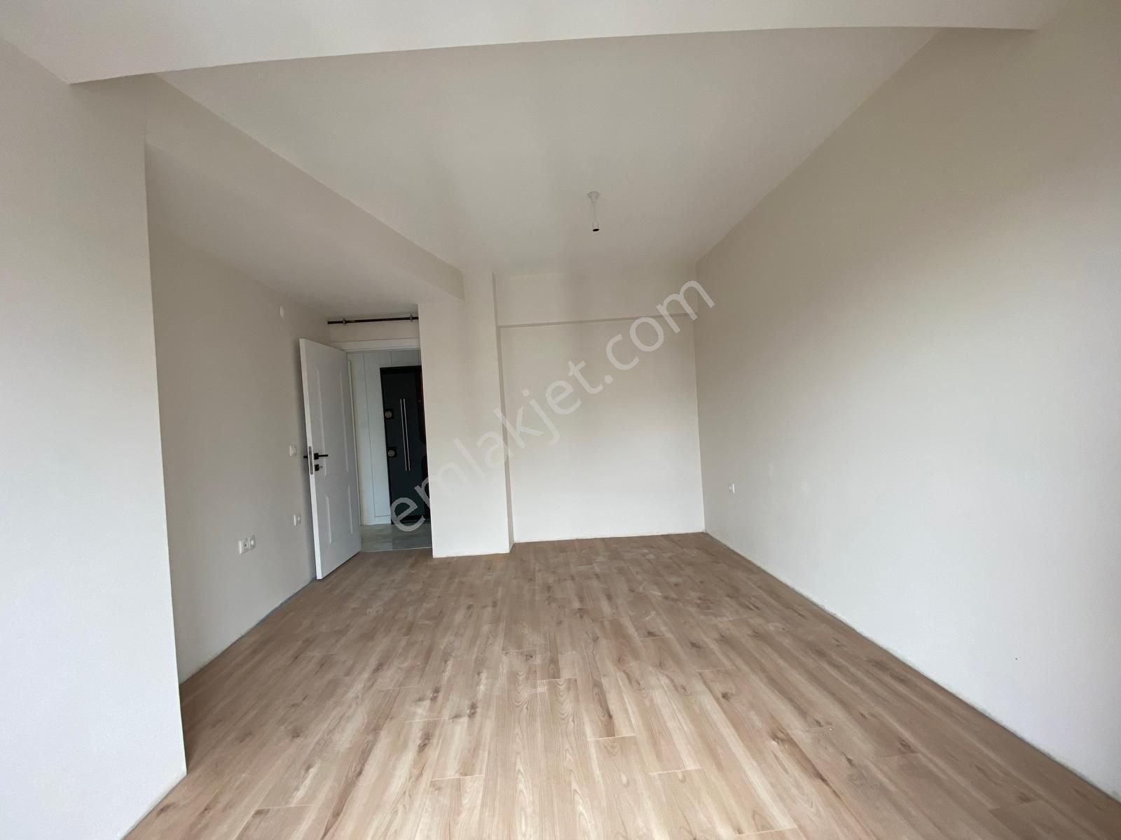 Başokurdan Şirinevler'de Kapalı Otoparklı 3+1 Asansörlü - Görsel 2