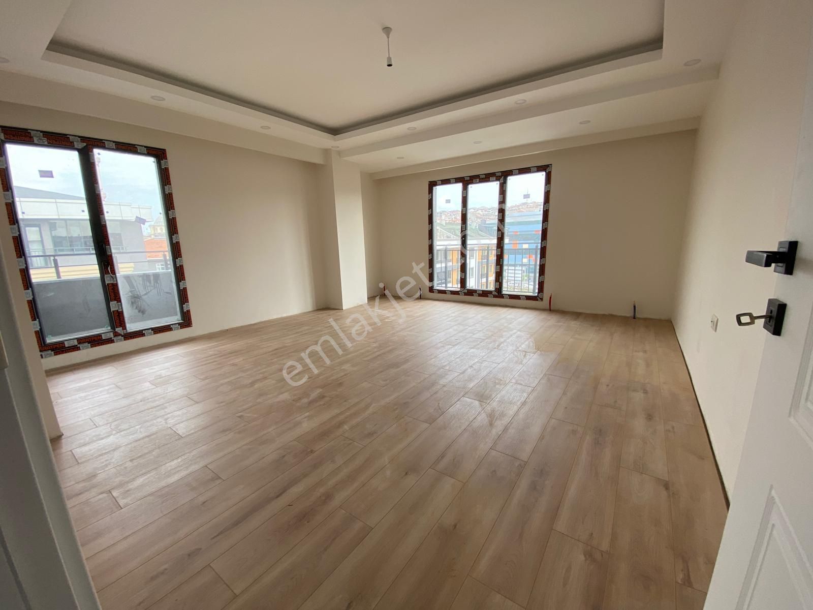 Başokurdan Şirinevler'de Kapalı Otoparklı 3+1 Asansörlü - Görsel 25