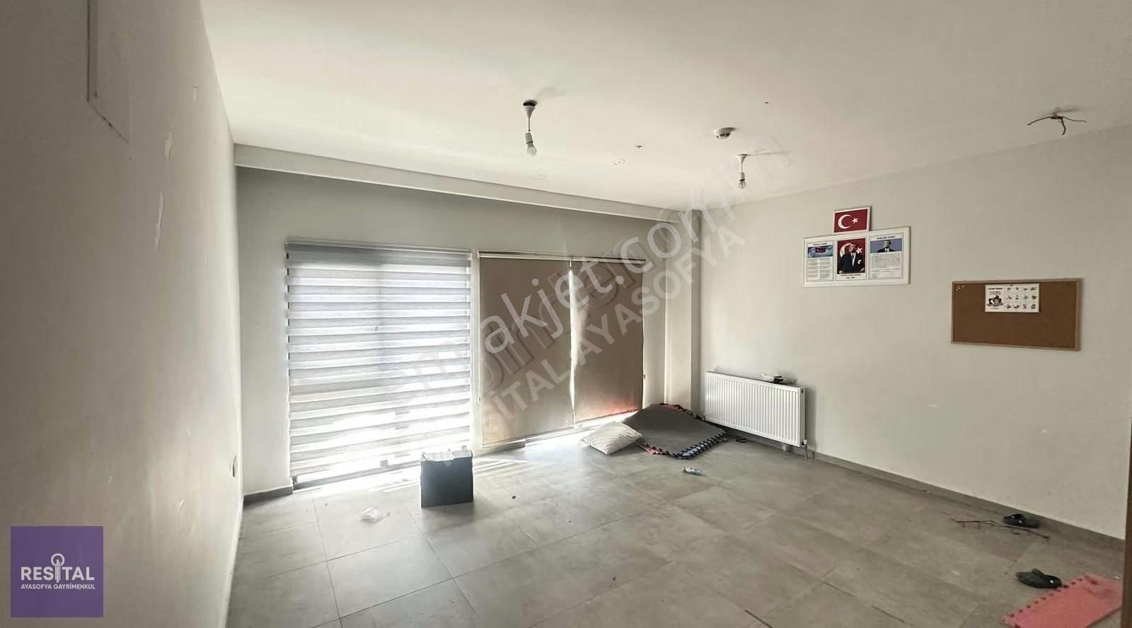 Batıkent Özlüce Satılık 520m2 Kira Getirili Ticari Villa - Görsel 3