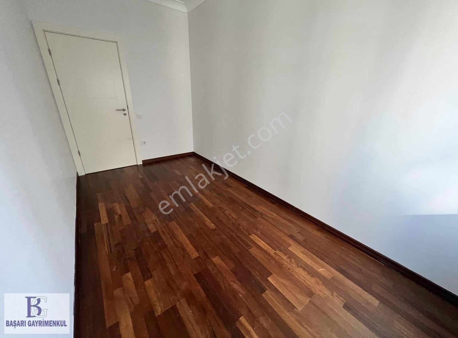 Başarı Suadiye Bağdata 5. Binada 135 M2 3+1 Boş Balkonlu Fırsat - Görsel 13