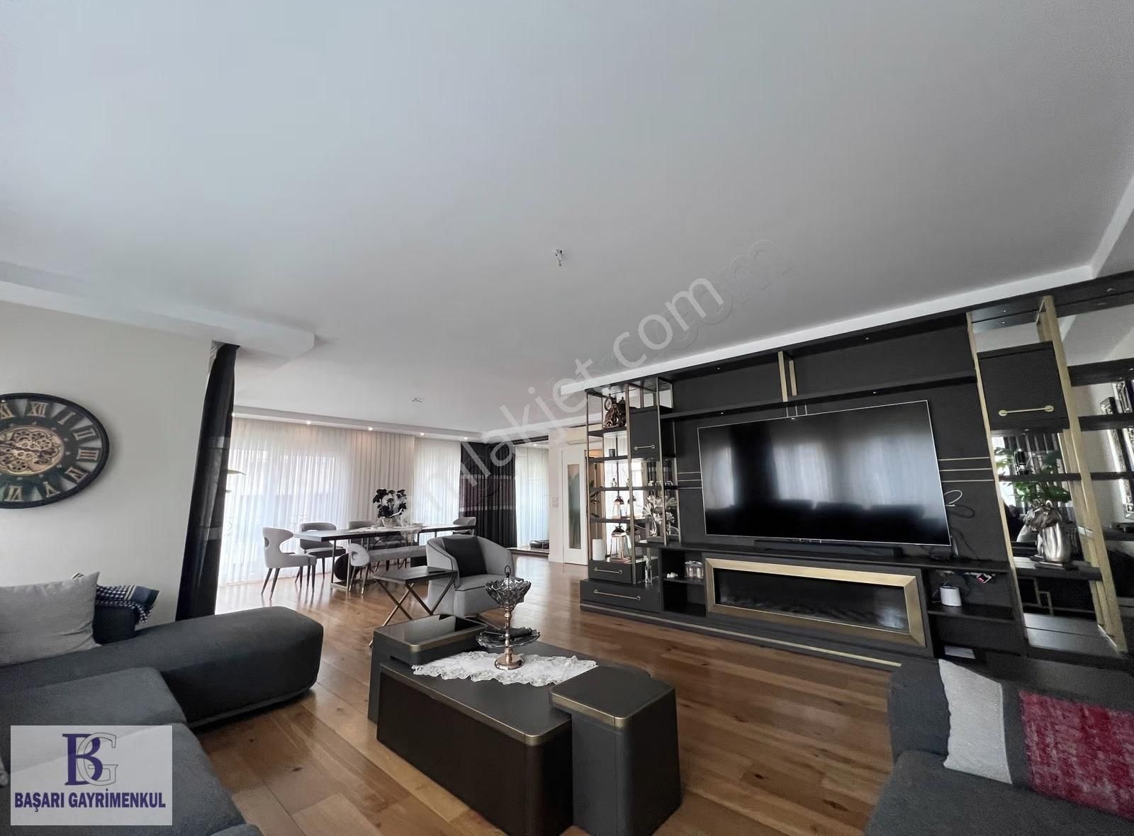 Başarı'dan Suadiye Sahilde 275 M2 Katta Tek 5+1 2 Balkonlu - Görsel 9