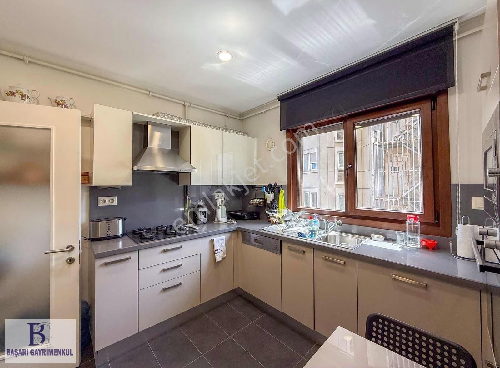 Suadiye Sahil Plajyolu'nda 145m2 2020 Yapımı Balkonlu Kelepirdir - Görsel 2