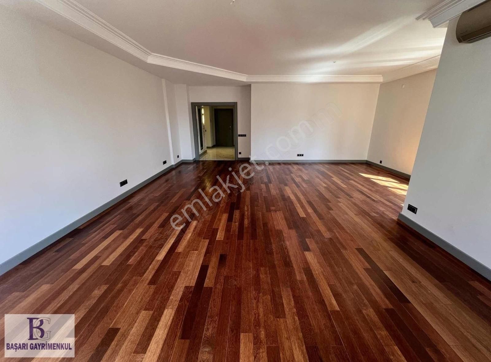 Başarı'dan Suadiye Bağdat Caddesine Yakın 200m2 Balkonlu 4+1 - Görsel 2