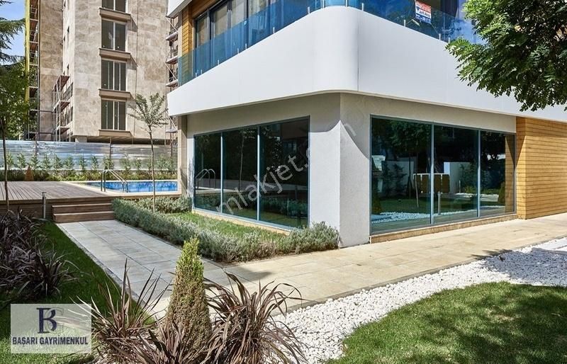 Başarı'dan Suadiye Sahil'de Deniz Manzaralı Açık Yüzme Havuzlu - Görsel 8