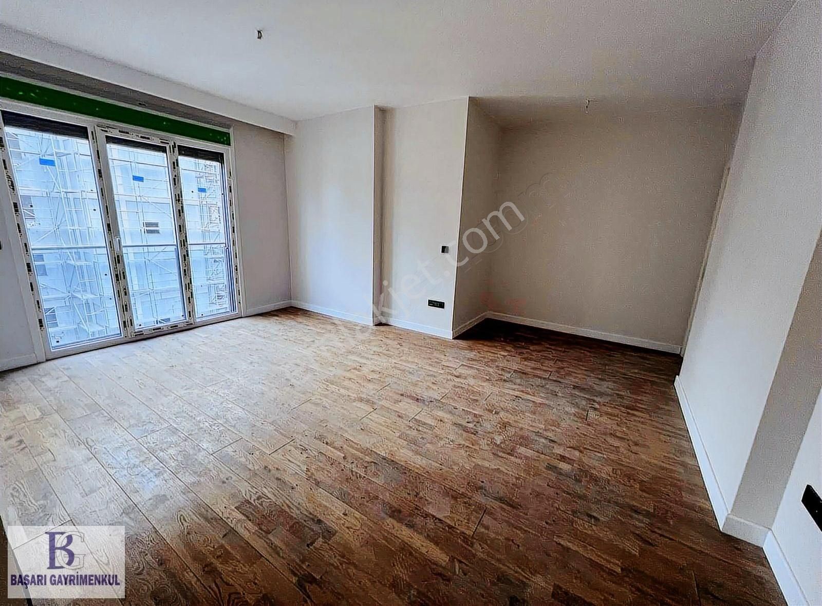 Başarı'dan Bağdat'a Çok Yakın 220 M2 Geniş Balkonlu ( Sıfır ) - Görsel 30