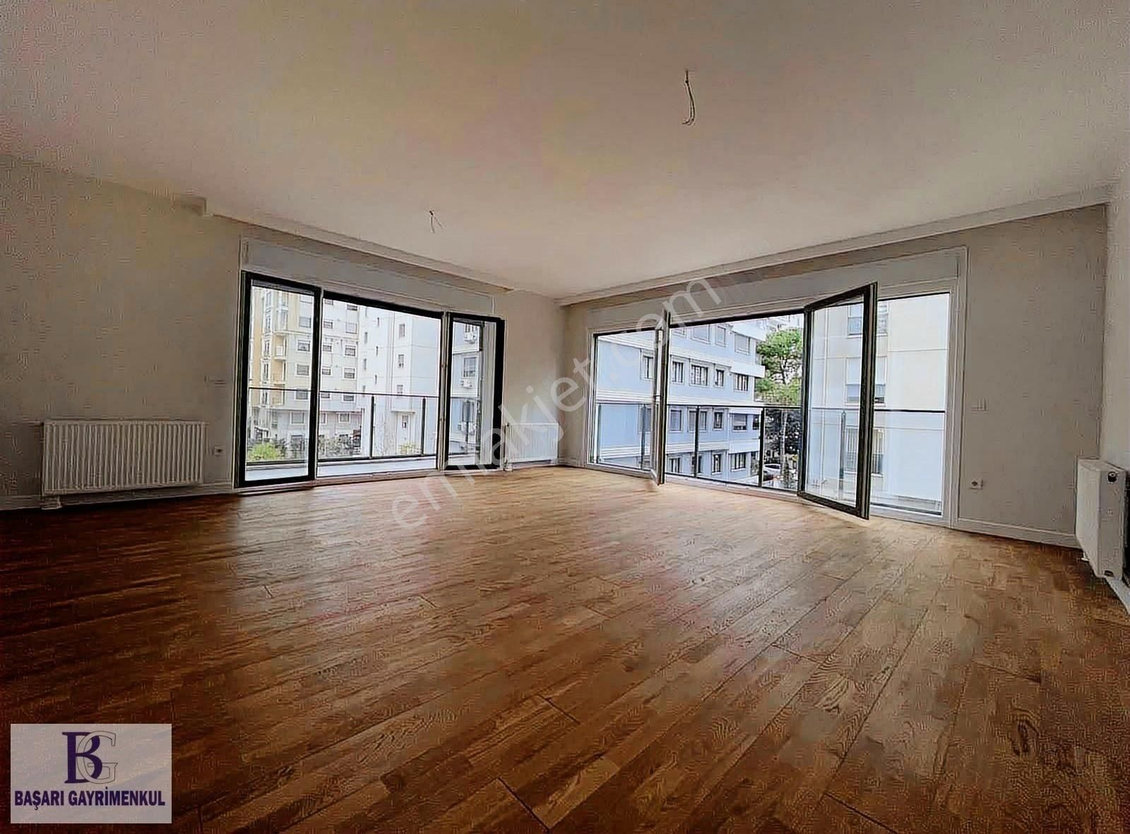 Başarı'dan Bağdat'a Çok Yakın 220 M2 Geniş Balkonlu ( Sıfır ) - Görsel 13