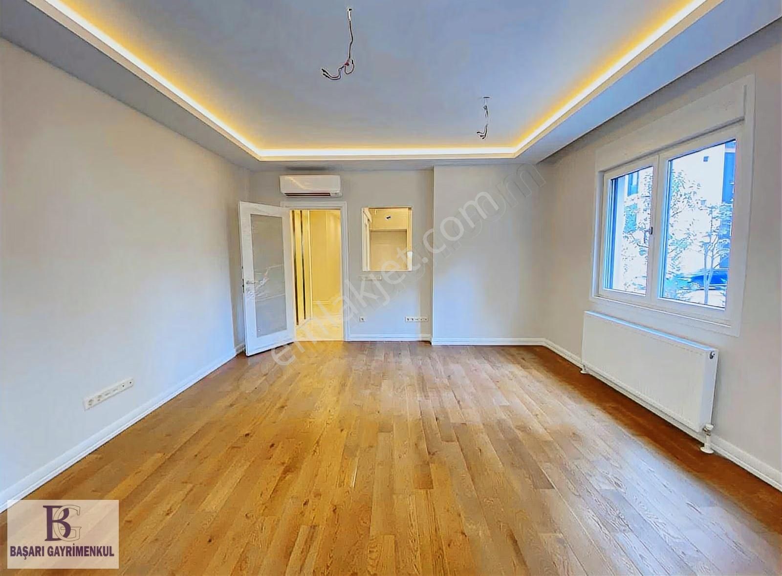 Başarı'dan Suadiye Feride Geçidin'de Bahçe Kullanımlı 3+1 Sıfır - Görsel 31