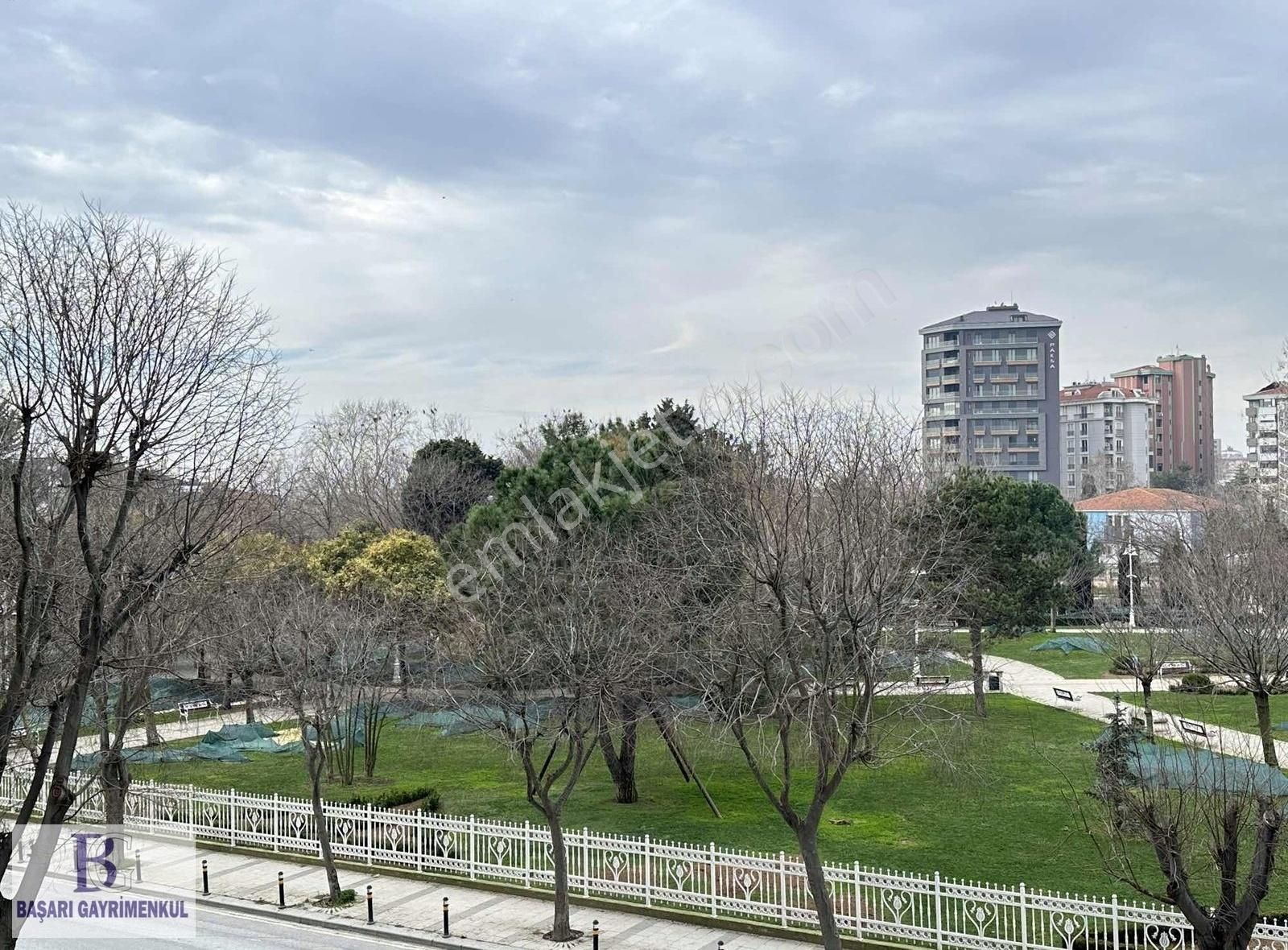 Başarı'dan Sahil'de Kapanmaz Park Manzaralı Teraslı 120m2 Boş !!