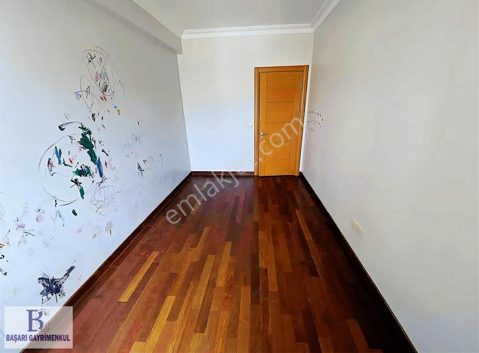 Başarı Paksa Metroport Sitesinde Balkonlu 160m2 Boş 3+1 Frsattır - Görsel 4