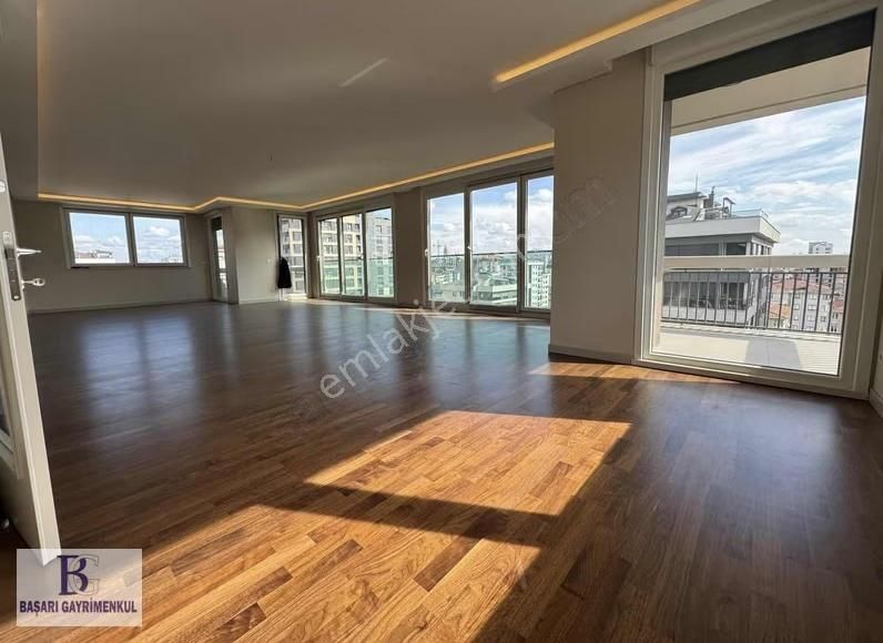 Başarı'dan Bağdat'a Yakın Katta Tek 6+1 2025 Yapımı Ultra Lüx