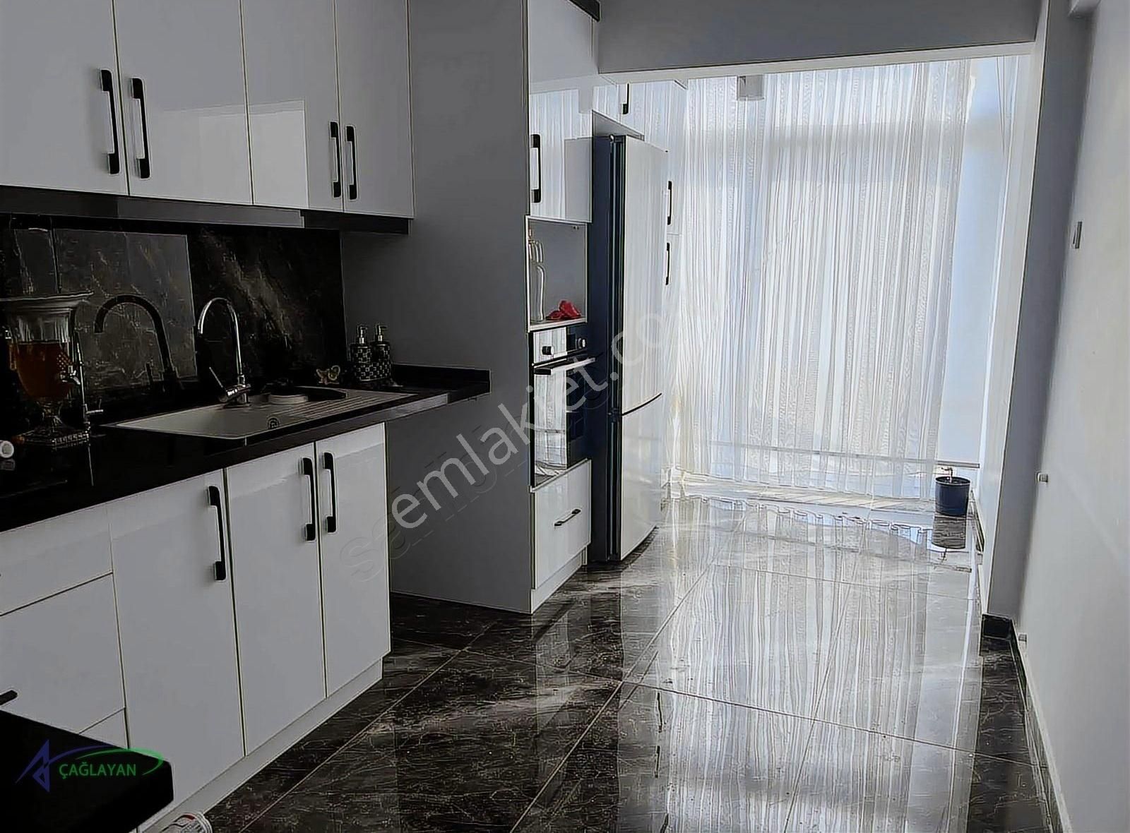 Atatürk Mahallesi Yavuz Caddesi Satılık 2+1 Kapalı Mutfak Daire - Görsel 7