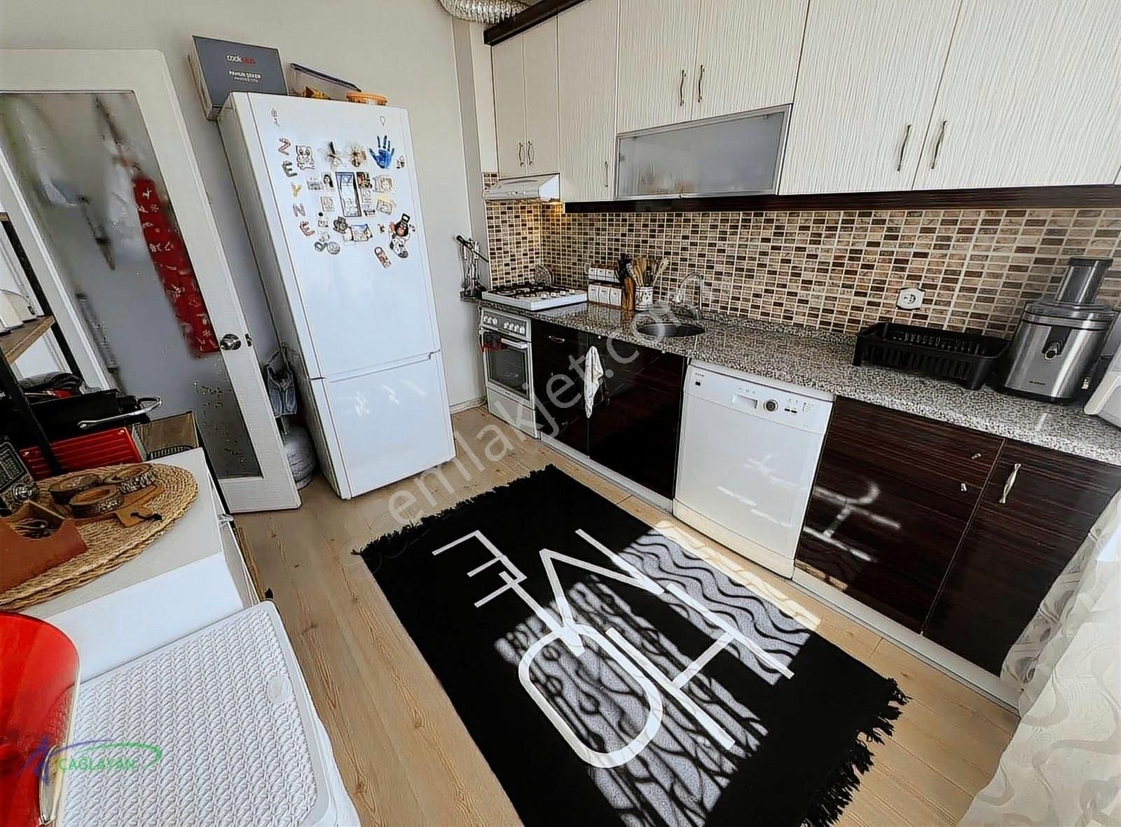 Atatürk Mahallesinde 3 Cepheli Manzaralı Satılık 3+1 Daire - Görsel 16