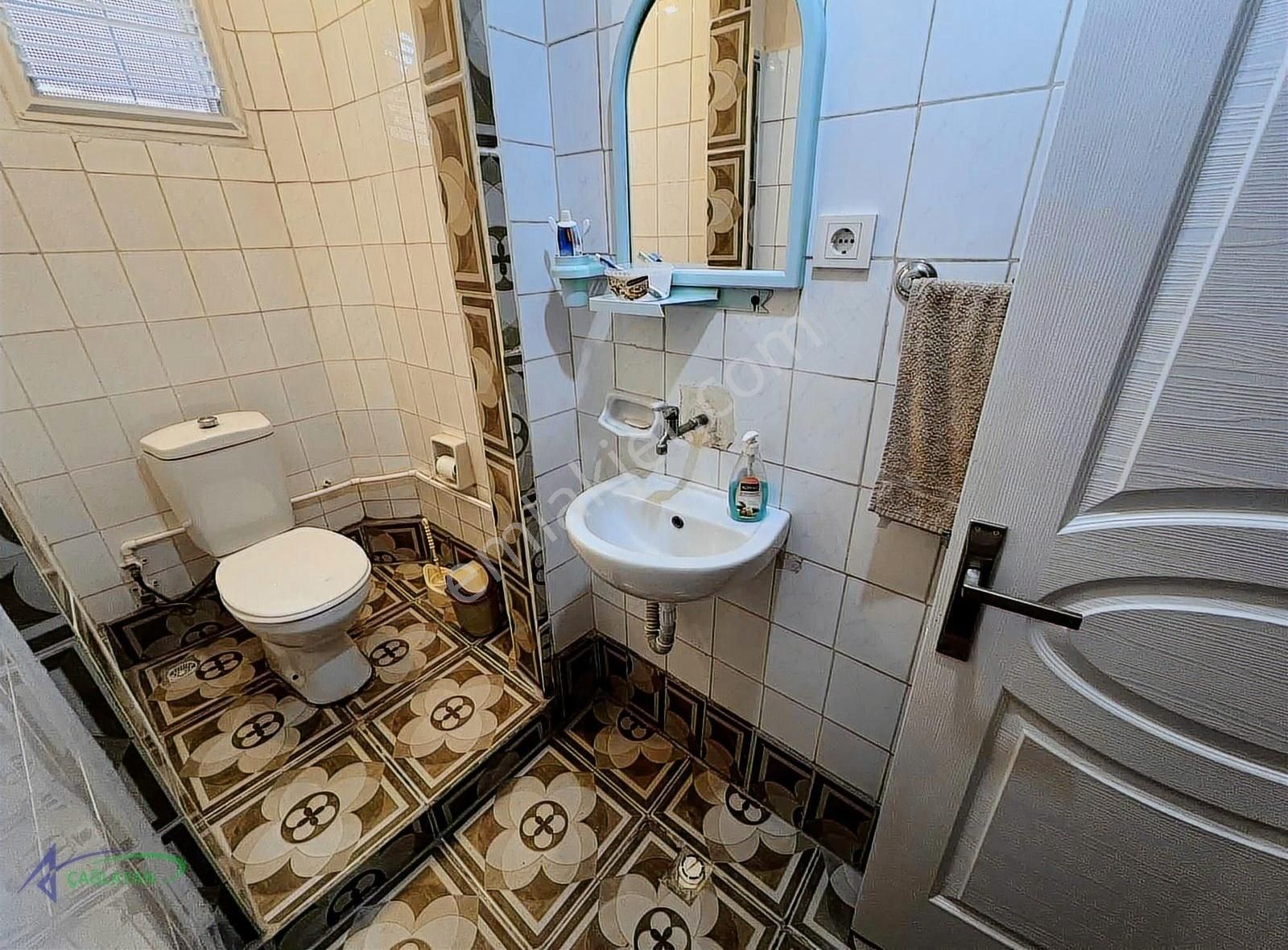 Acil Işıkkent Yakını Ümit Mah. Satılık Bakımlı 2+1 Daire