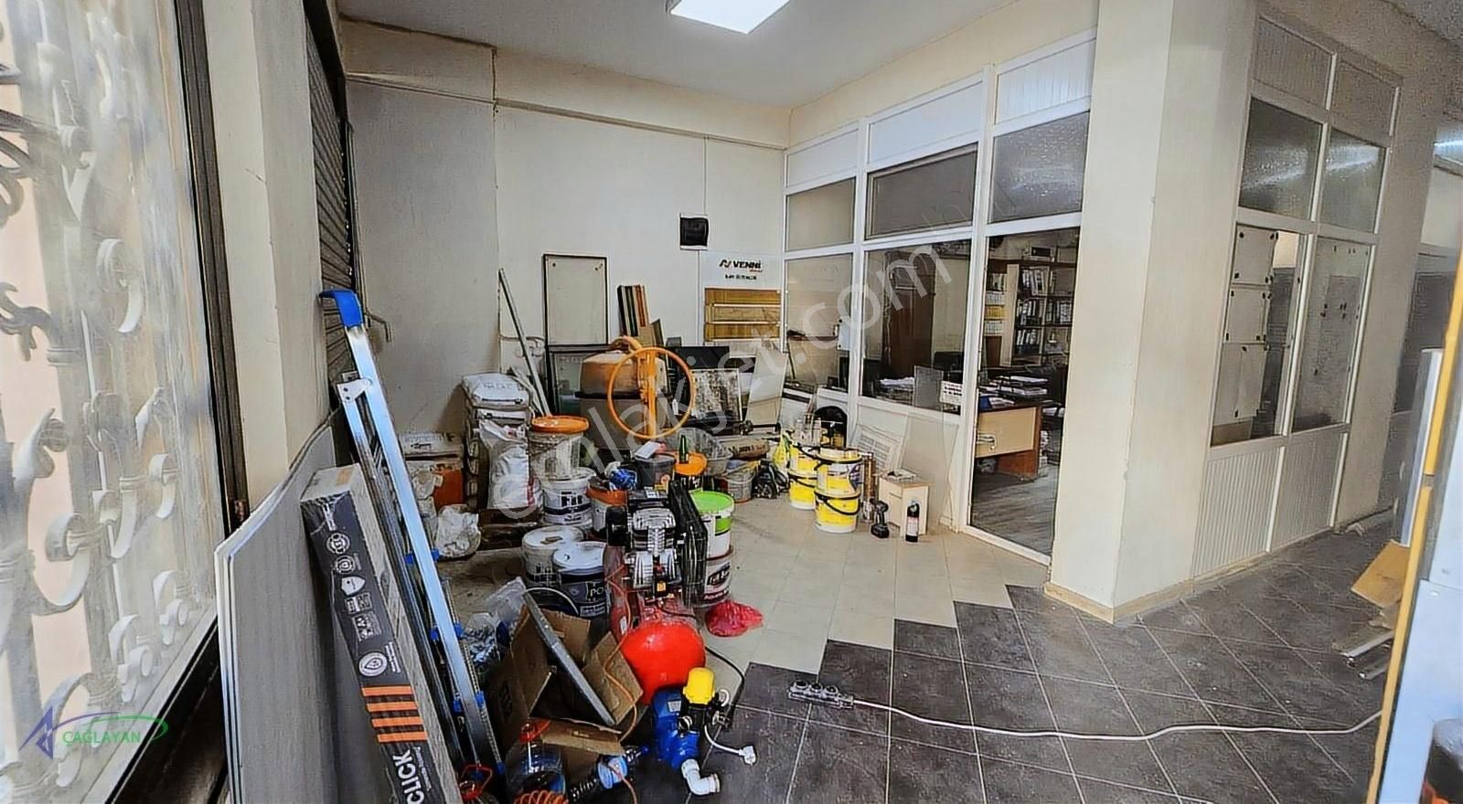 Çiğli'de Anadolu Caddesi'ne Yakın Satılık Dükkan - Görsel 6