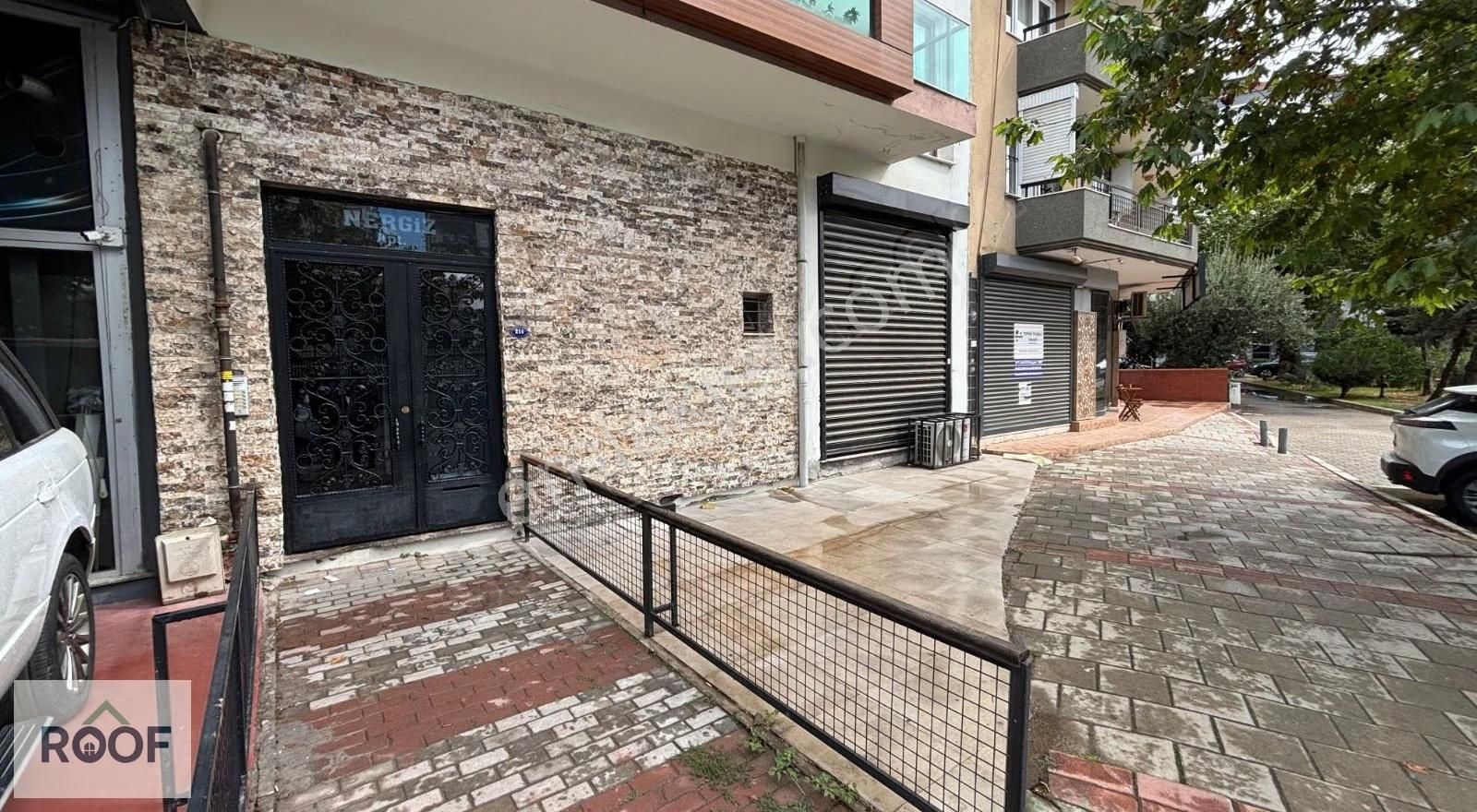 Karşıyaka Nergizde Giyinme Odalı 3+1 Kullanışlı Daire - Görsel 6