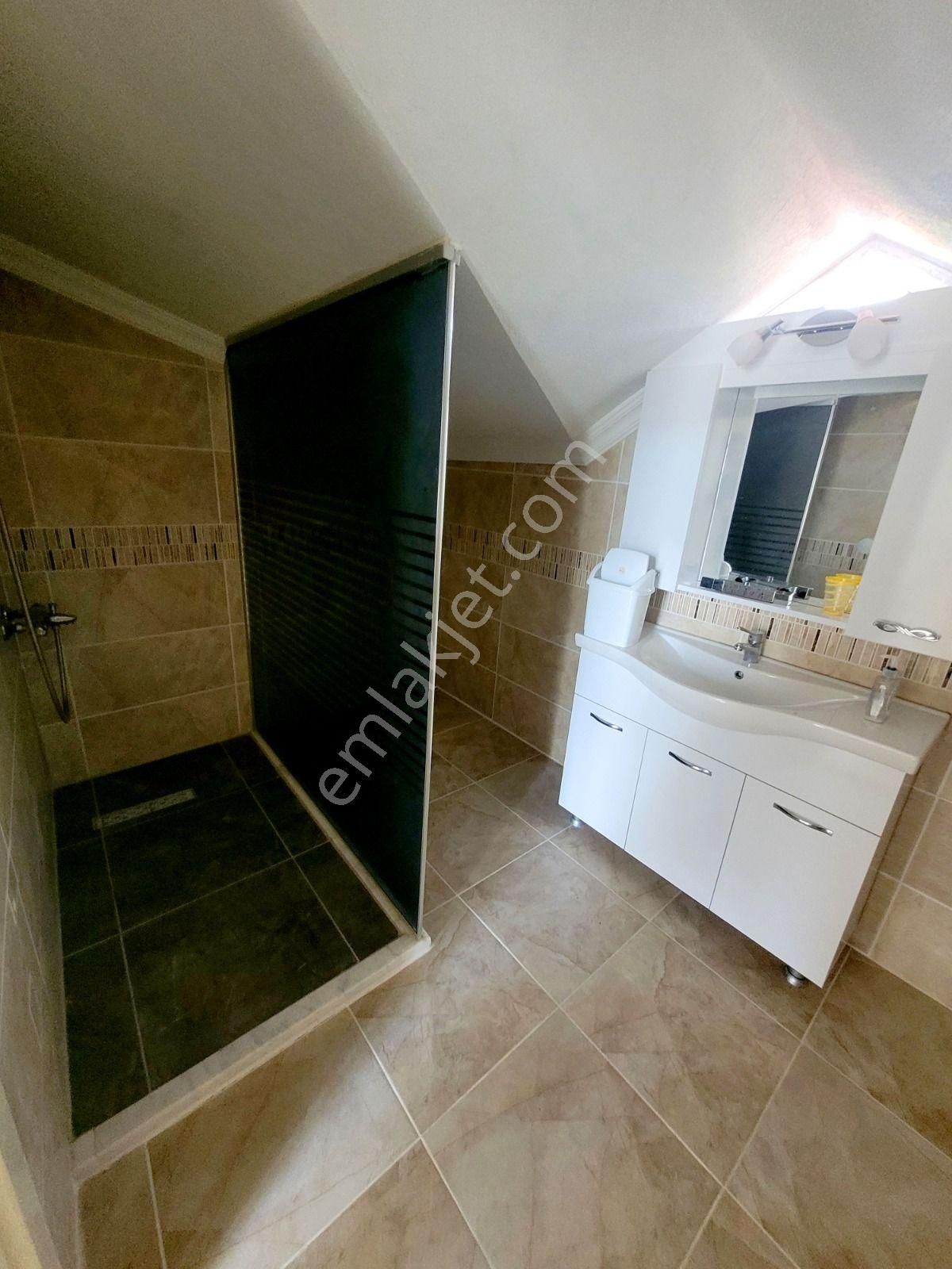 Emsallerinden Uygun Butik Havuzlu Site İçinde 3+1 Dubleks Daire - Görsel 15