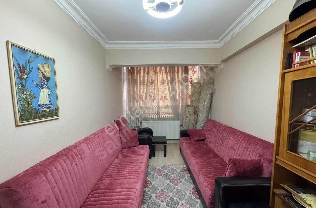 Reşadiye Mahallesinde 2+1 Ara Kat Uygun Daire - Görsel 11