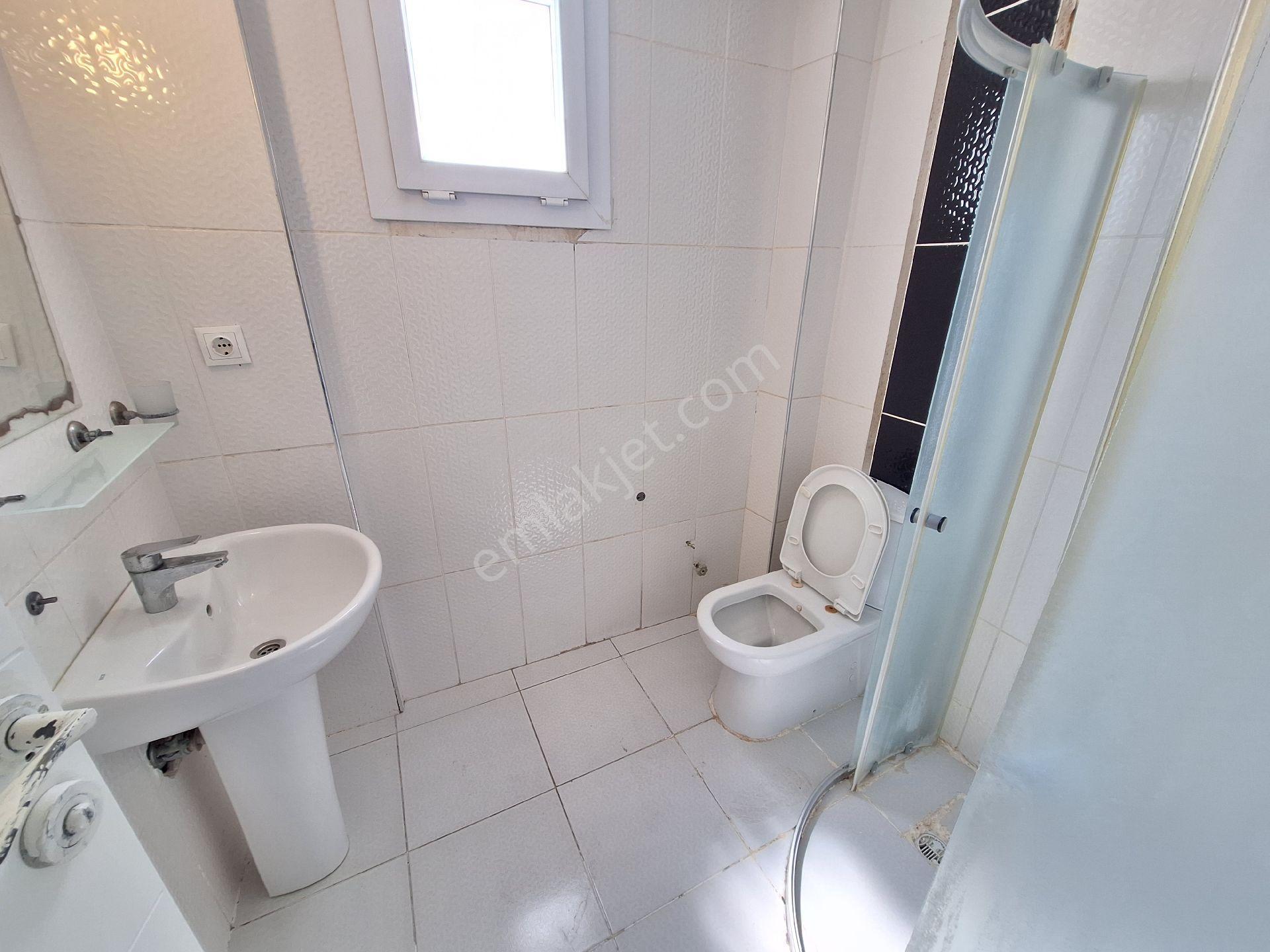 Kuşadası Merkezde Eşyalı Apart Otel Daire Kiralıktır - Görsel 6
